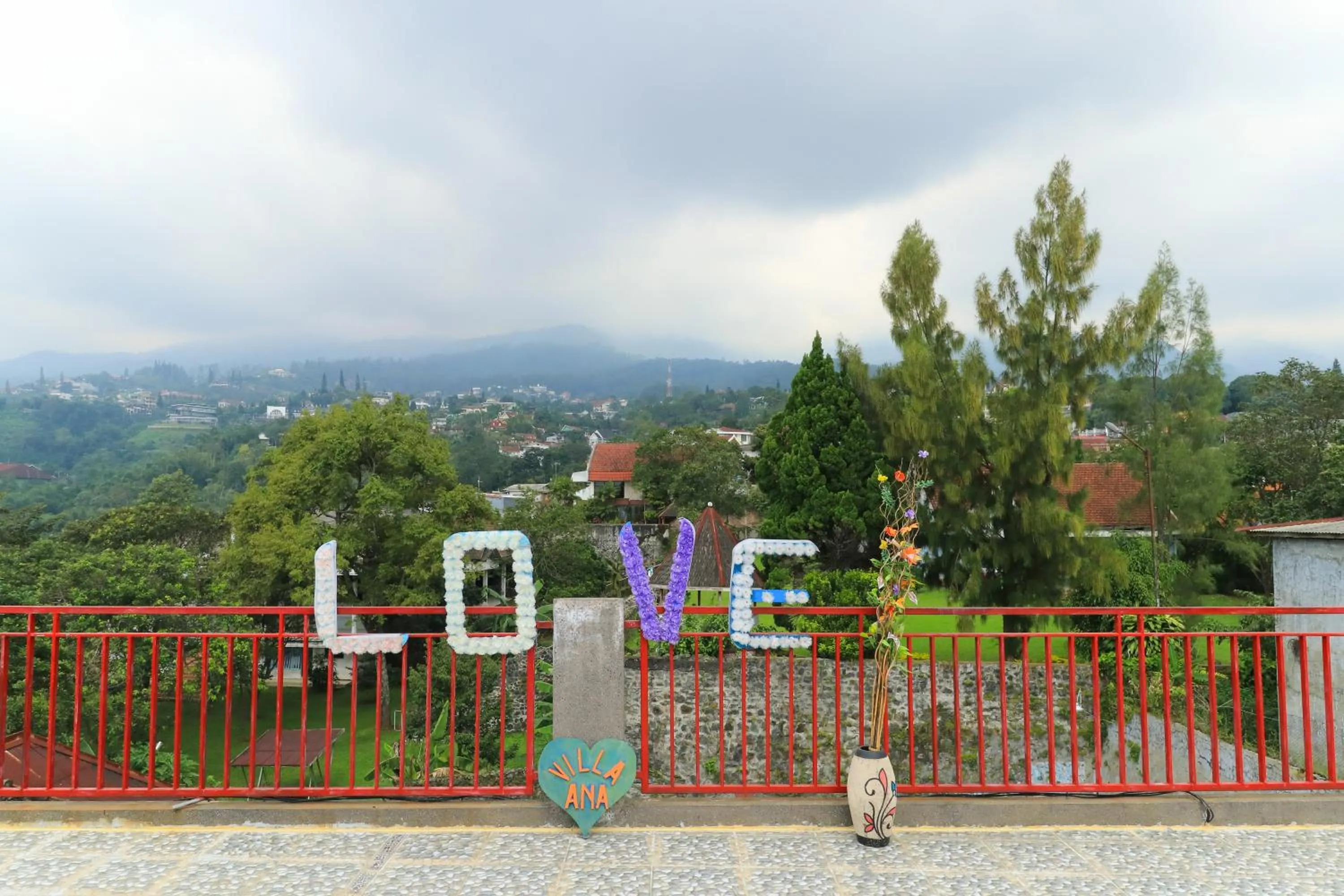 Property building in Villa Ana