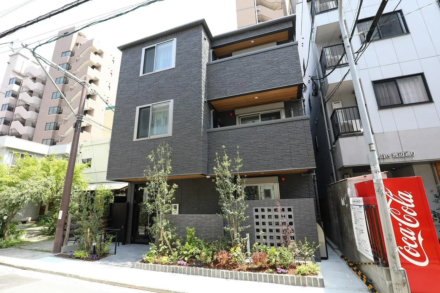 Facade/entrance in HOTEL COCON Facade/entrance in HOTEL COCON