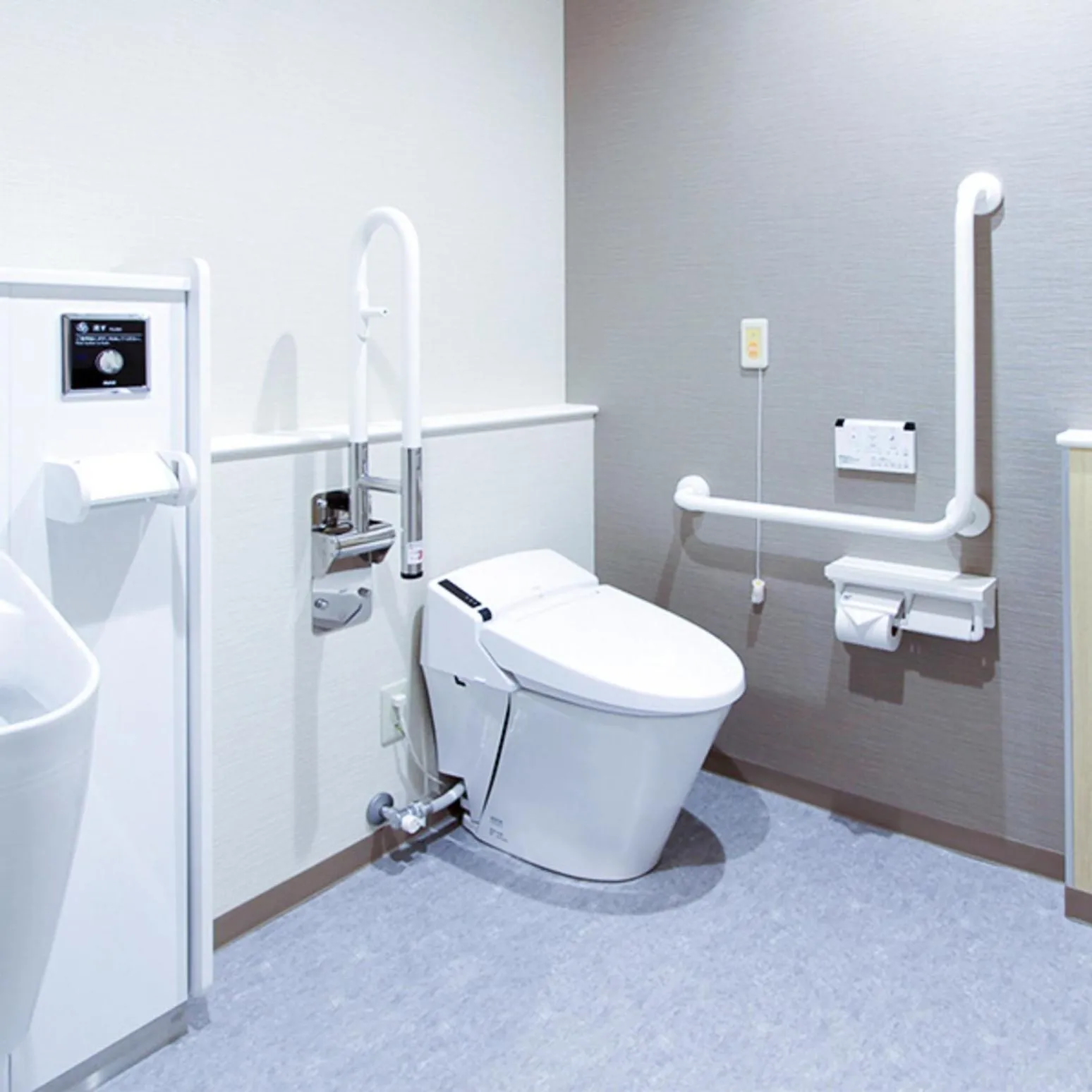 Toilet in Arigato Stay Kanazawa Katamachi