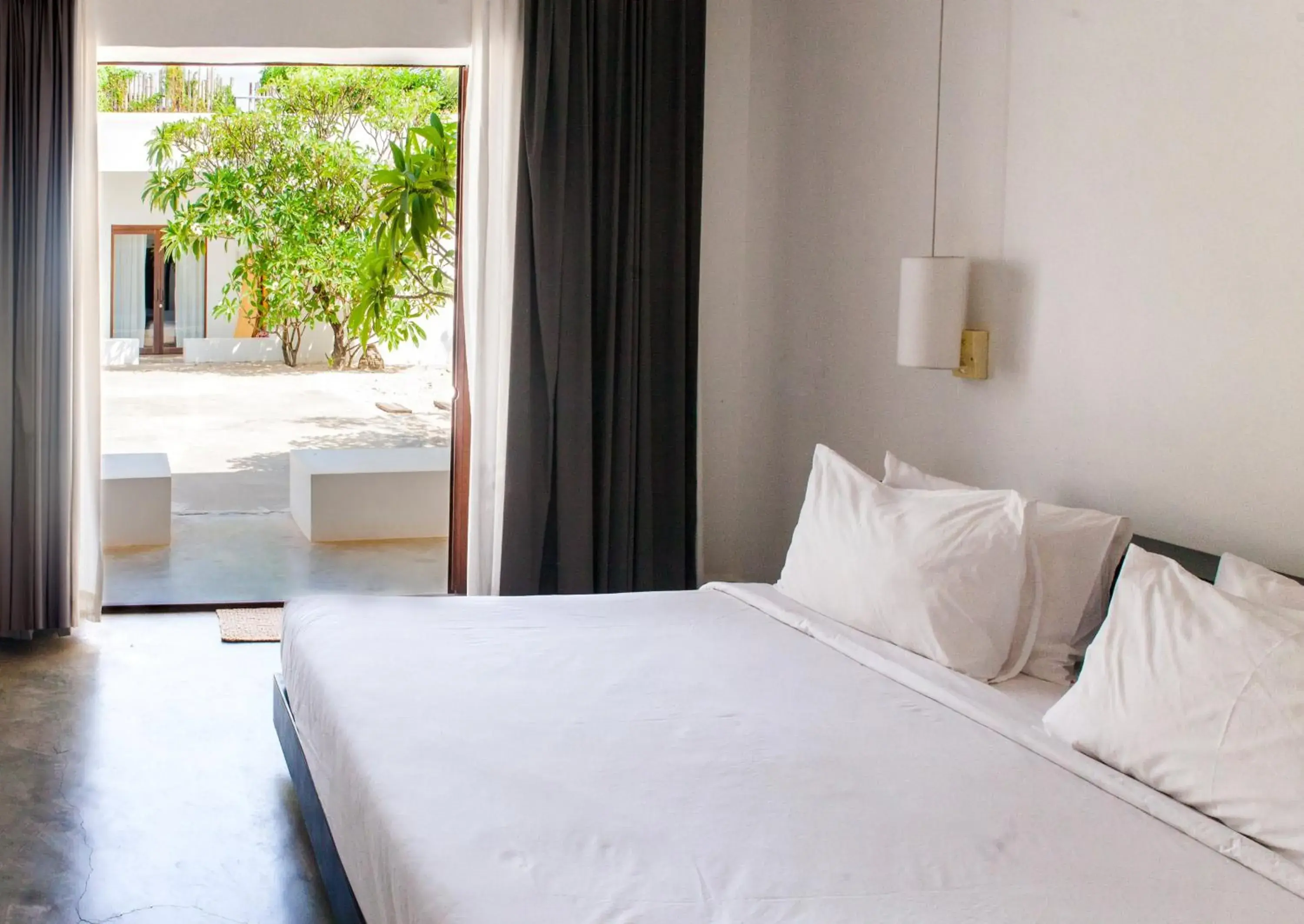 Bed in Mittali Beach Hotel Bed in Mittali Beach Hotel