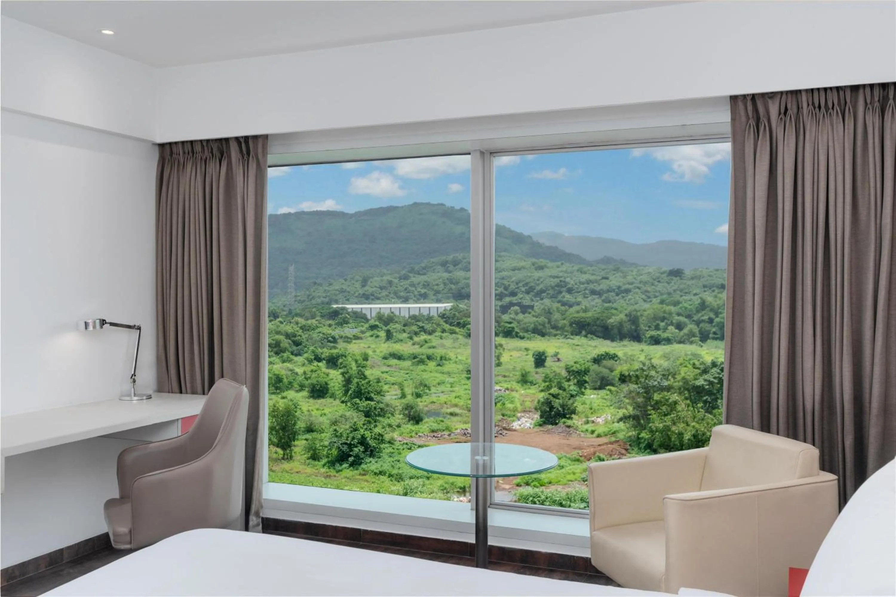 Bedroom in Country Inn & Suites By Radisson Navi Mumbai