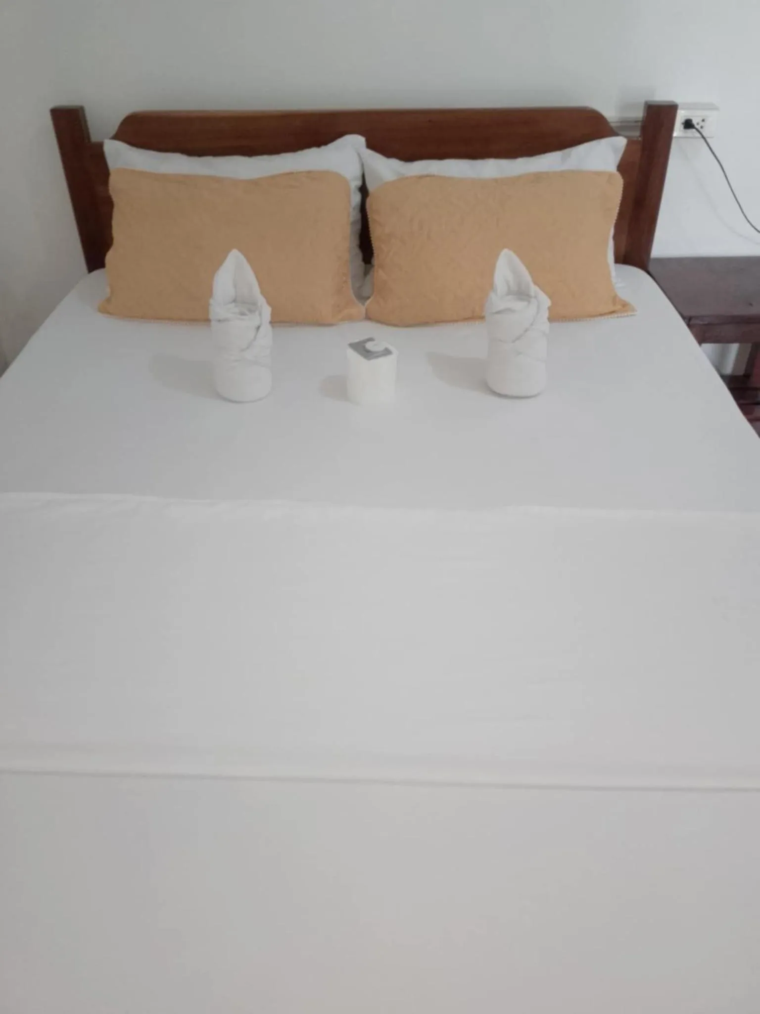 Bed in Jeno Tourist Inn
