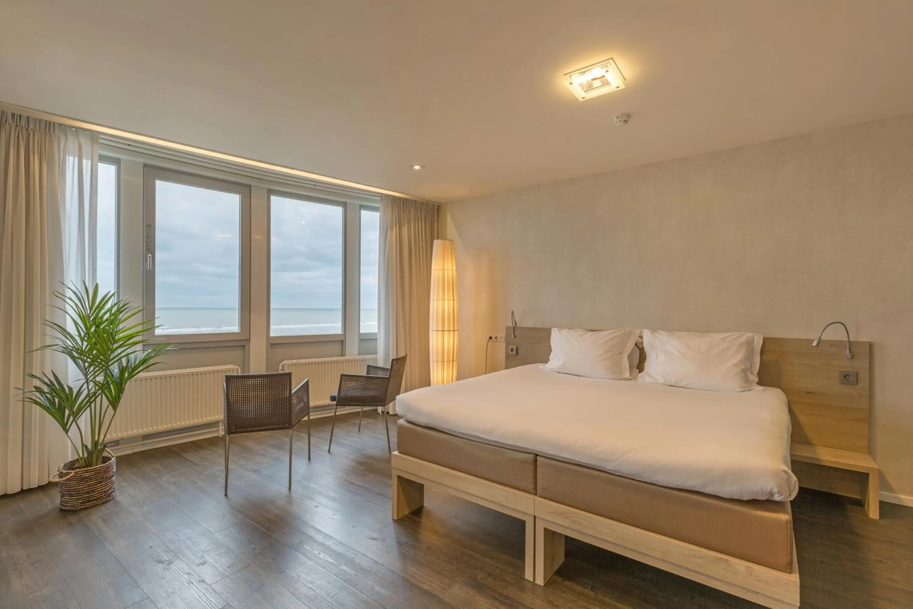 Bed in Hotel de Baak Seaside