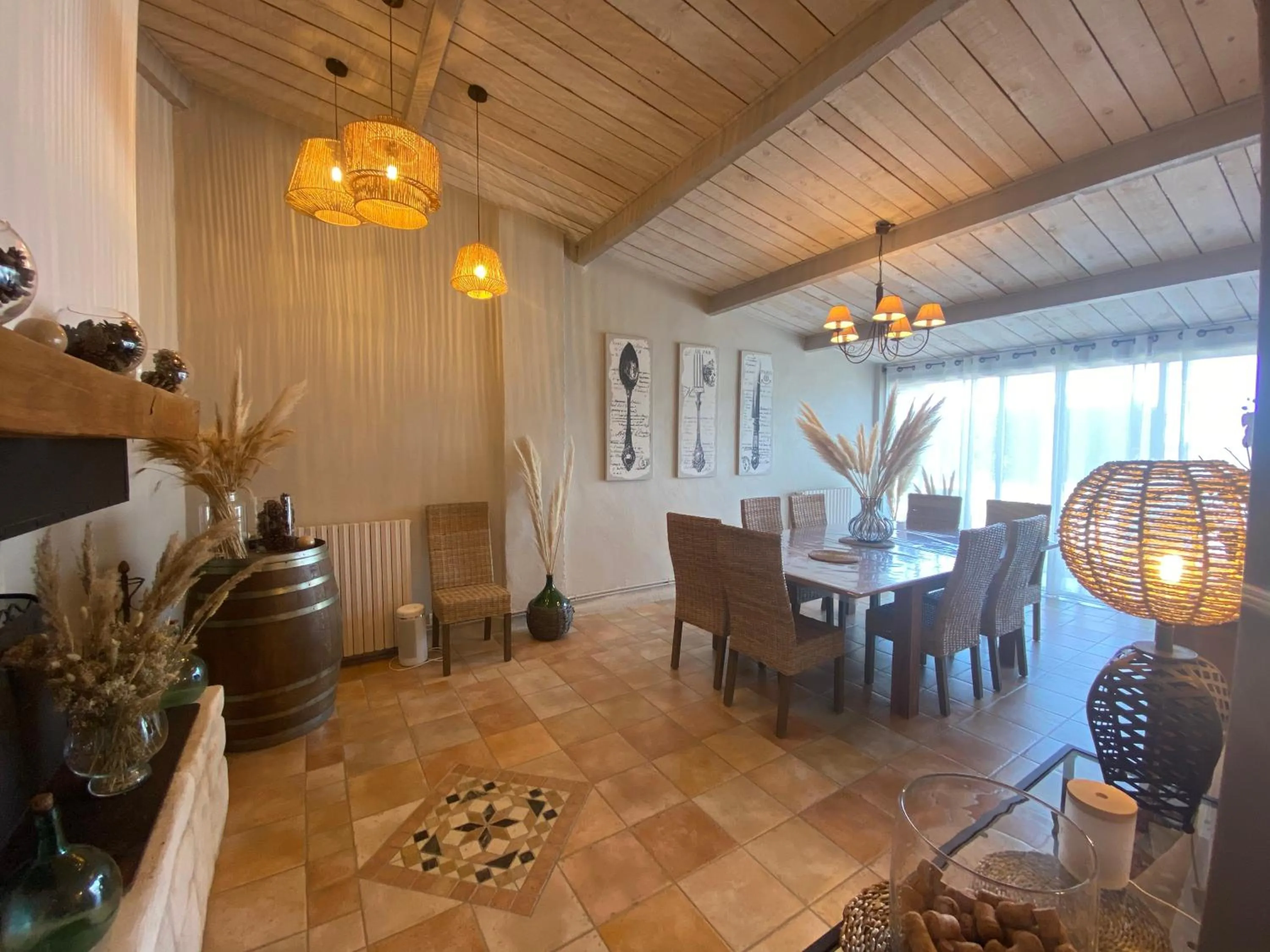 Restaurant/places to eat in A l'Orée Des Vignes