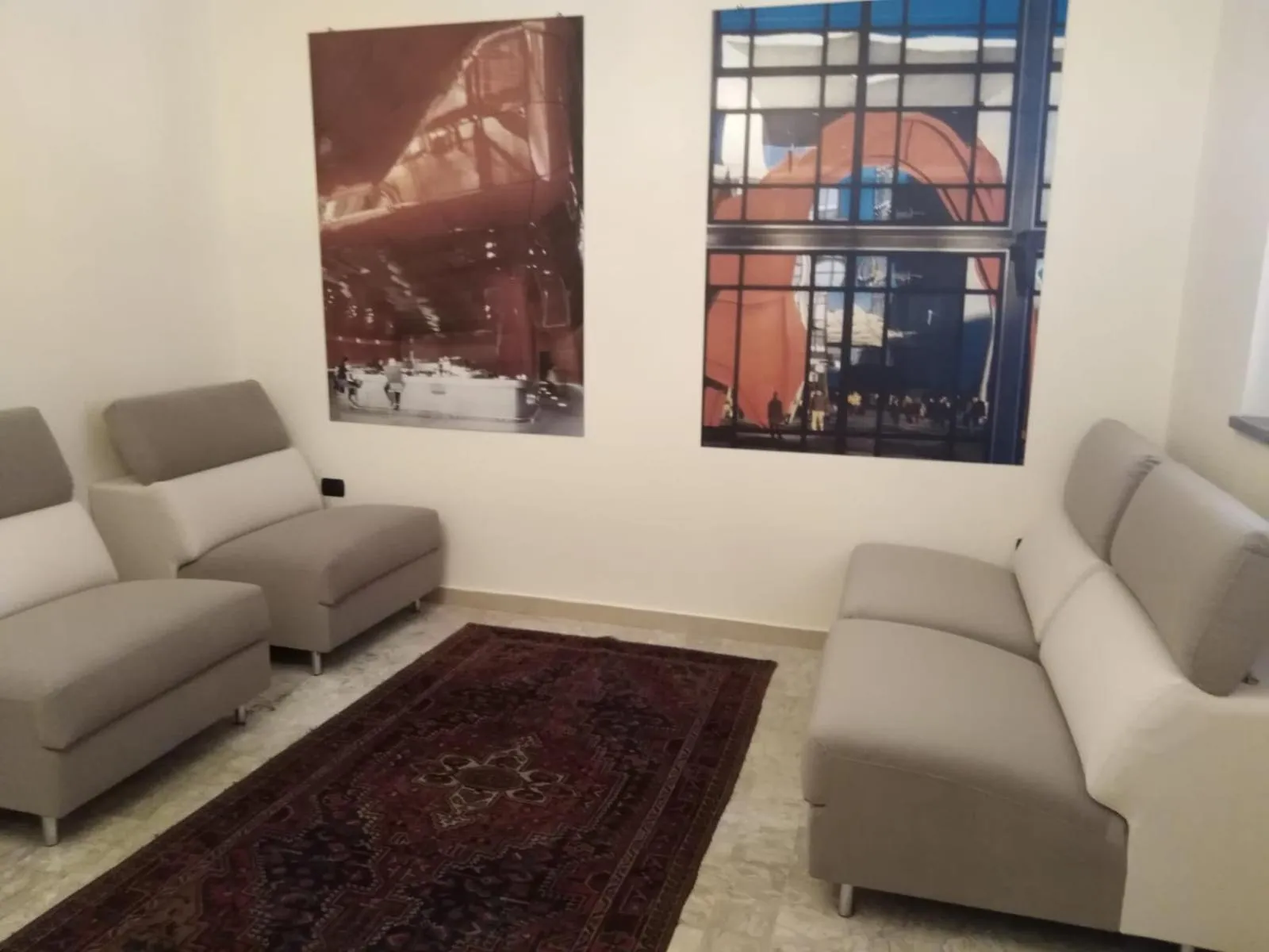 Seating area in Laghi Room Only