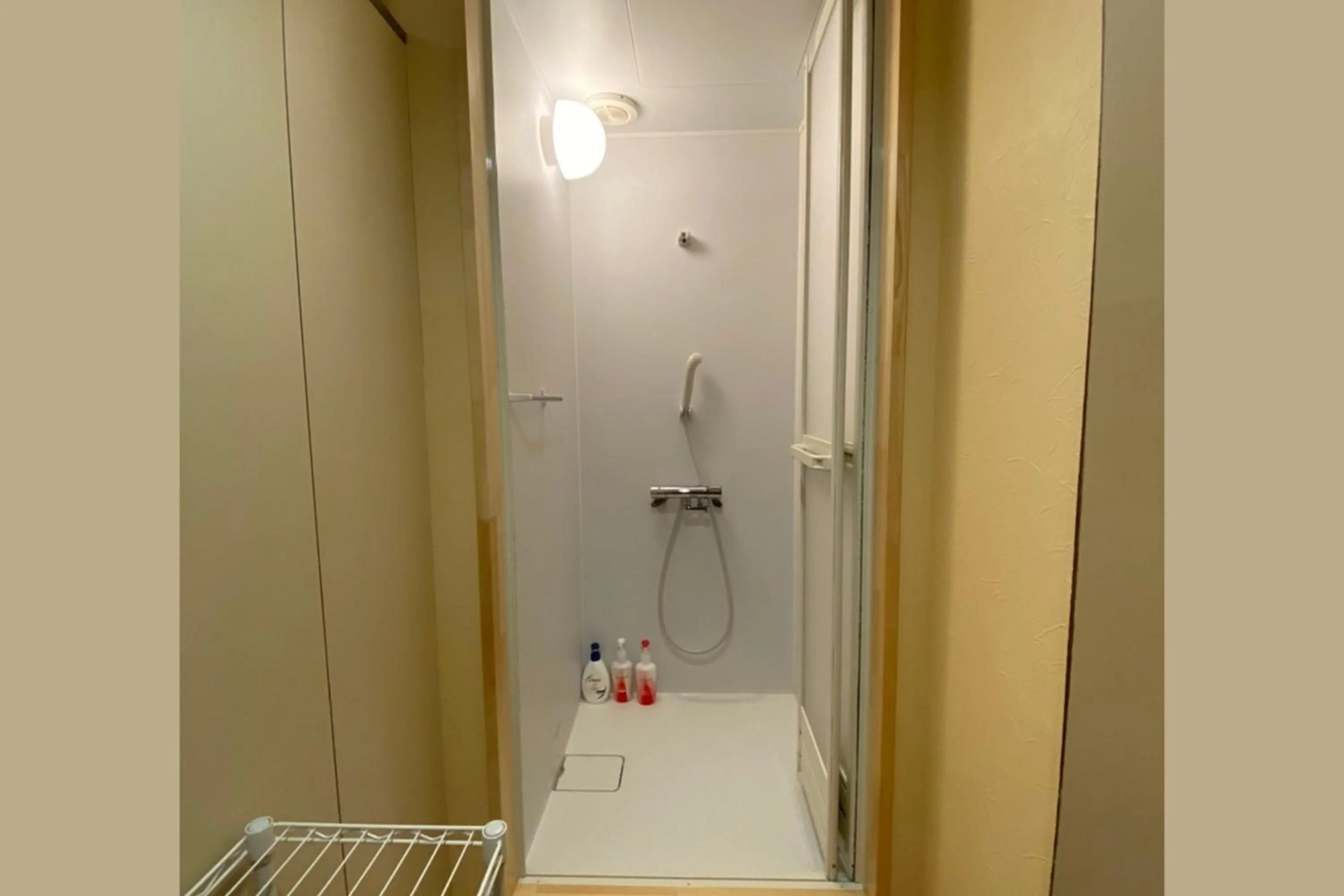 Shower in Villa Alpen