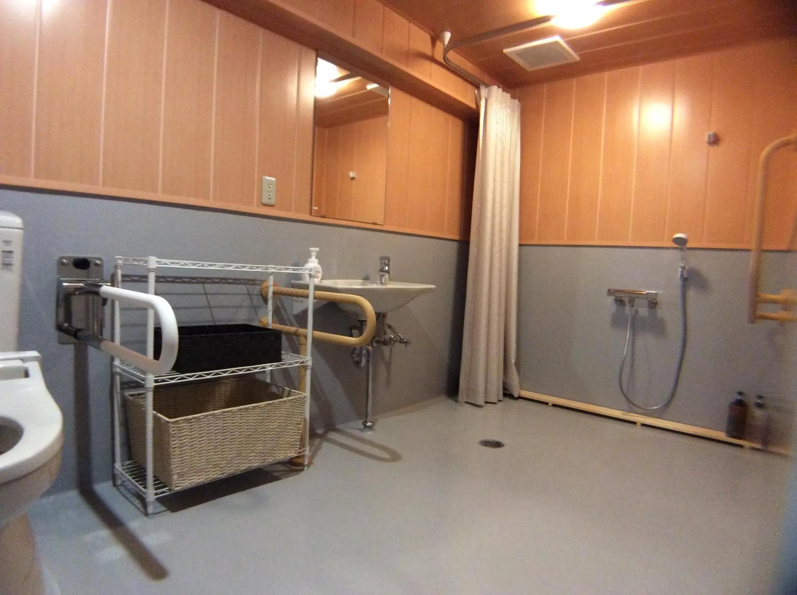 Bathroom in Villa Alpen