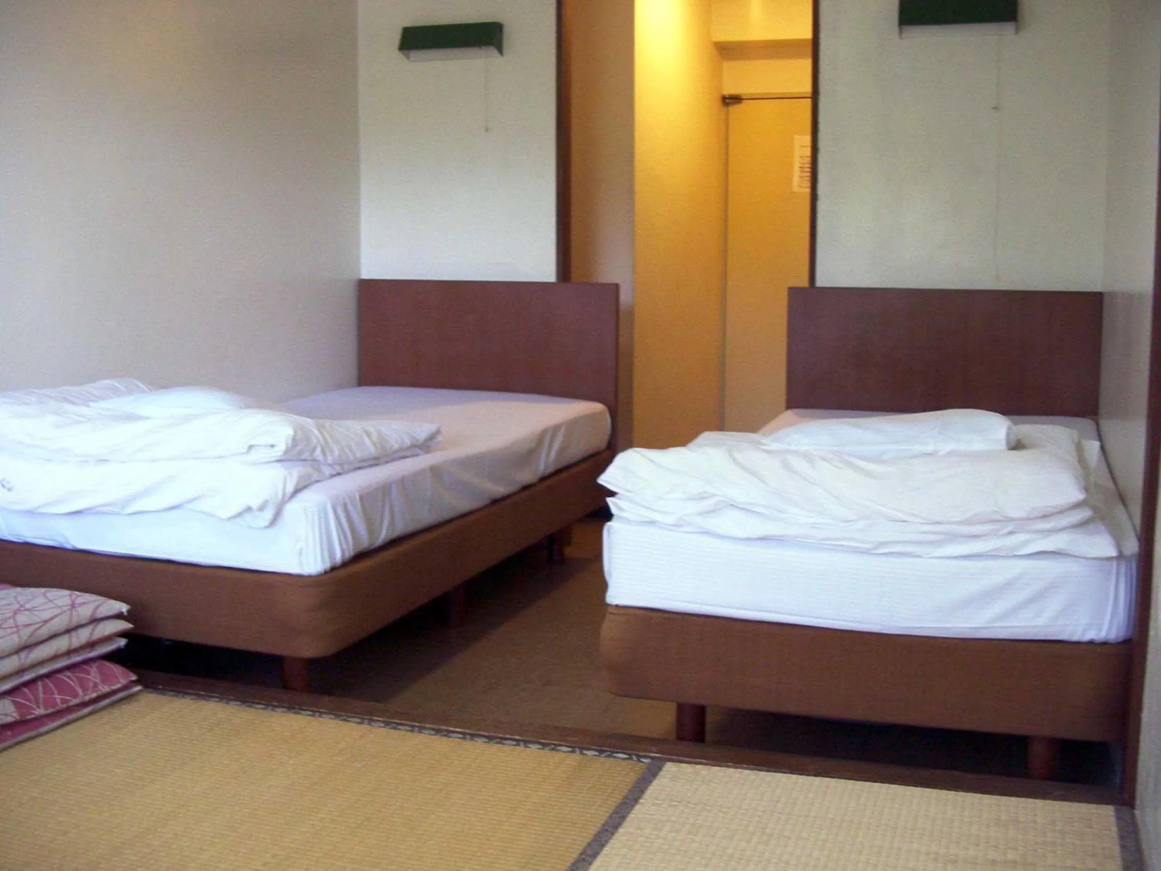 Photo of the whole room, Bed in Villa Alpen