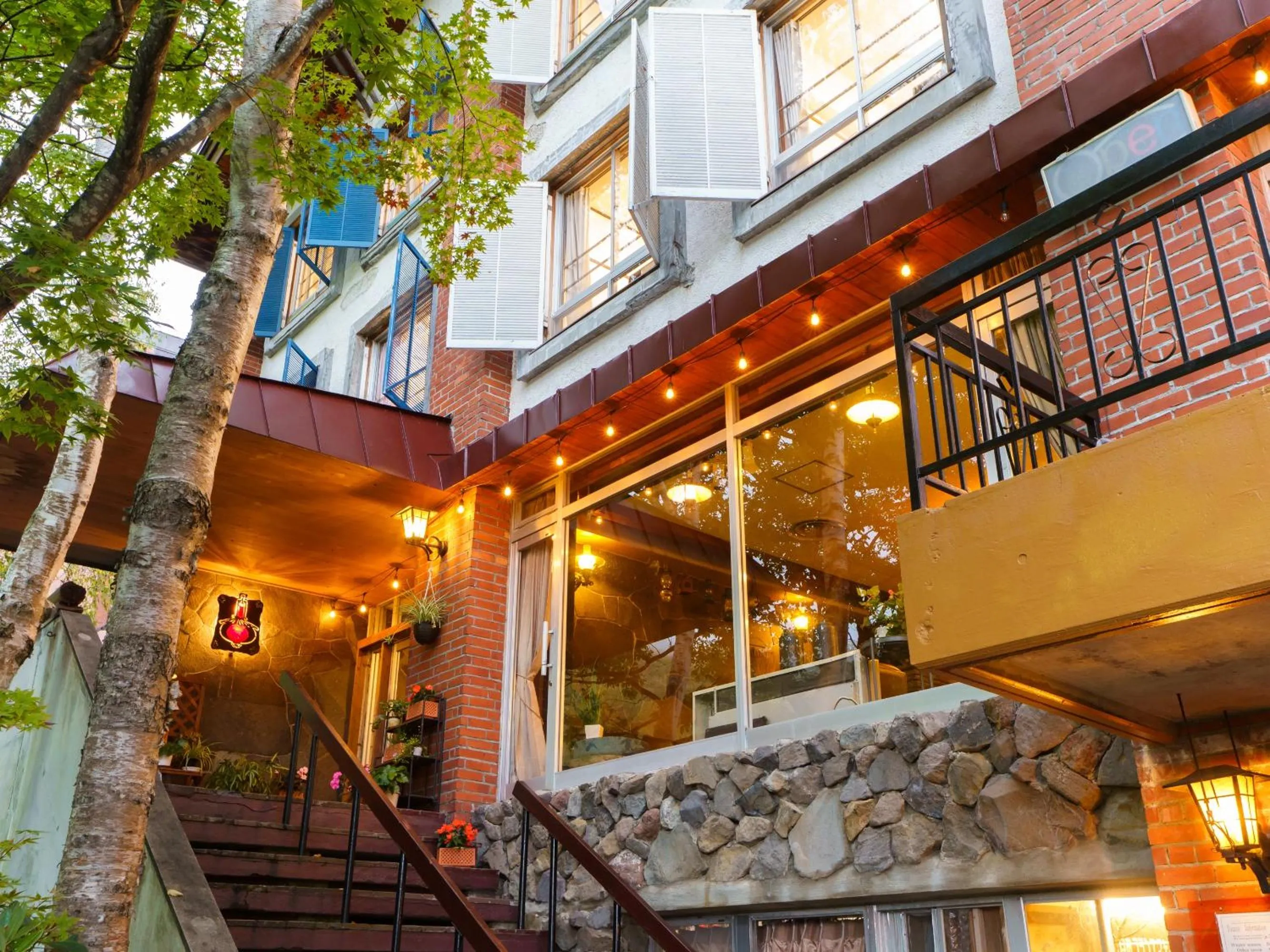 Property building in Villa Alpen