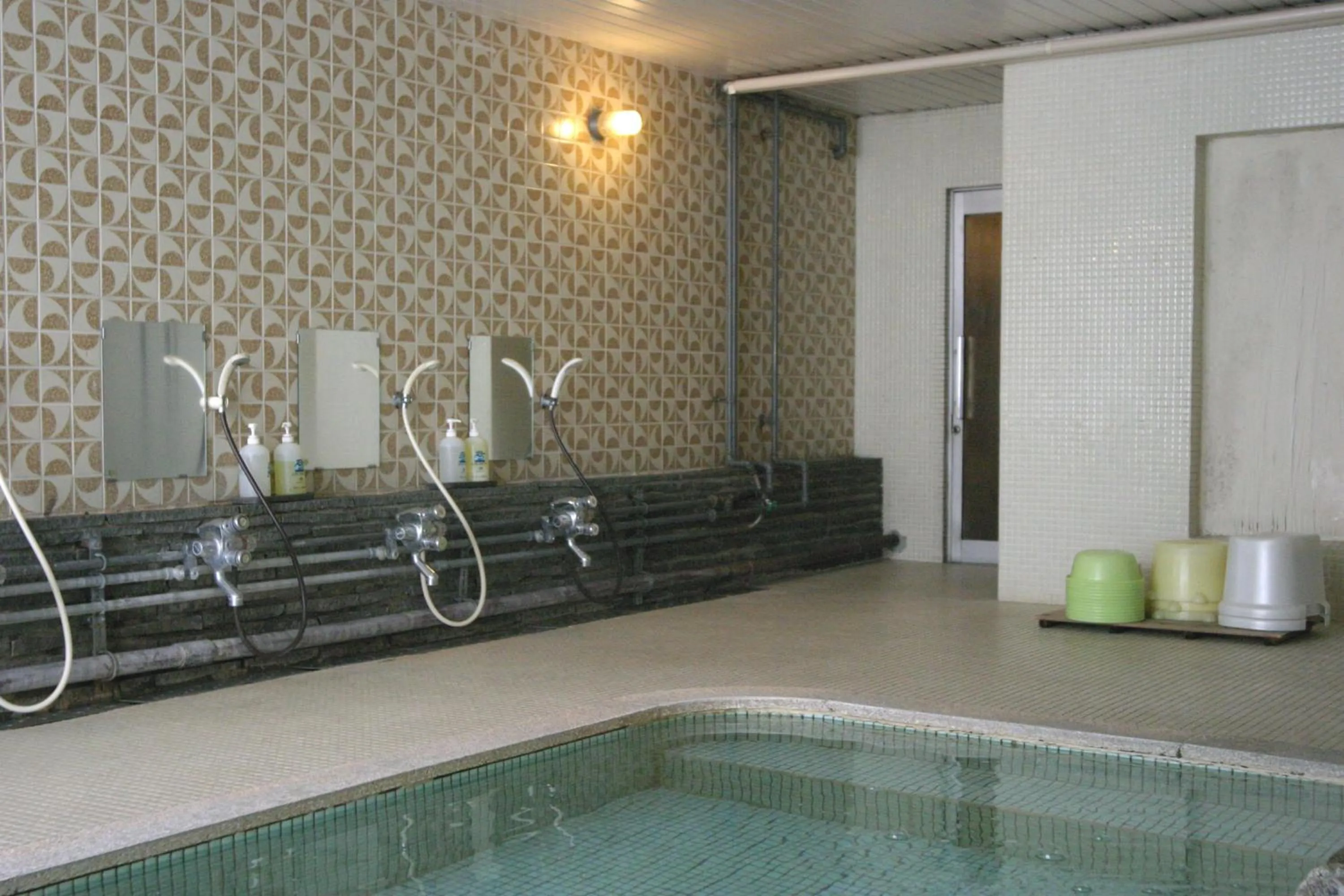 Public Bath in Villa Alpen