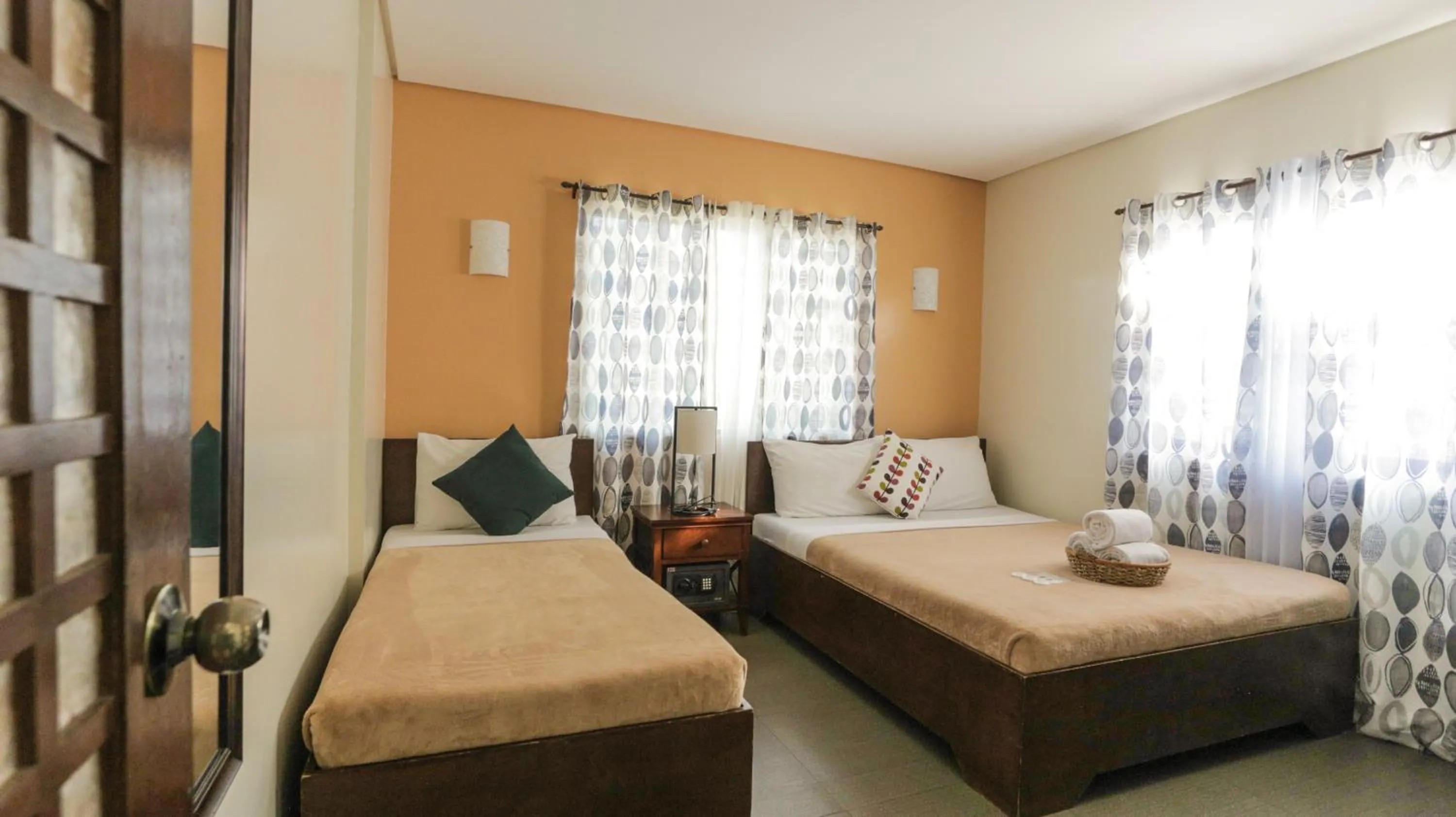 Bedroom, Bed in Casa Coron Hotel