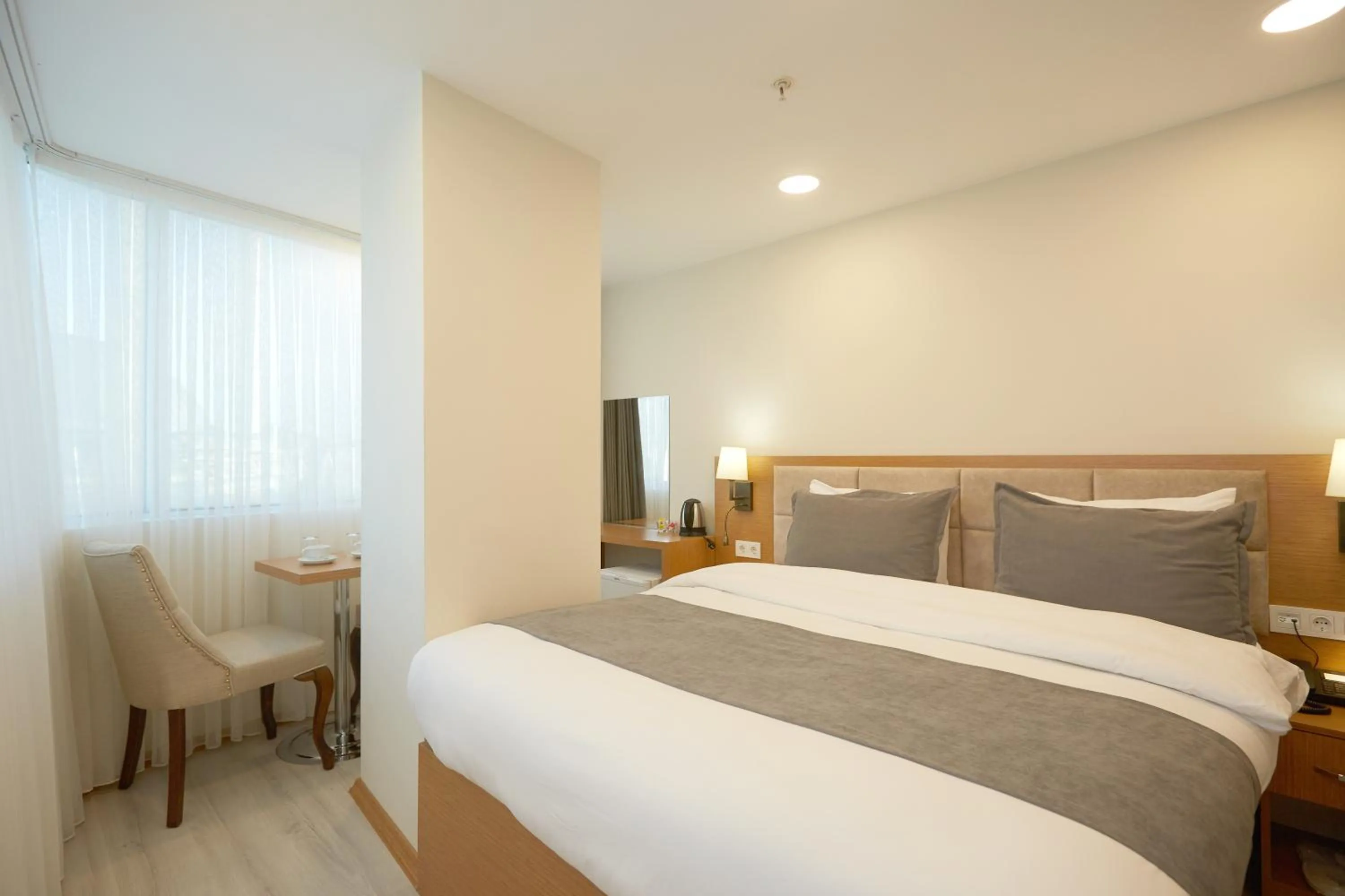 Bed in Kartal Palace Taksim Square FAMILY HOTEL