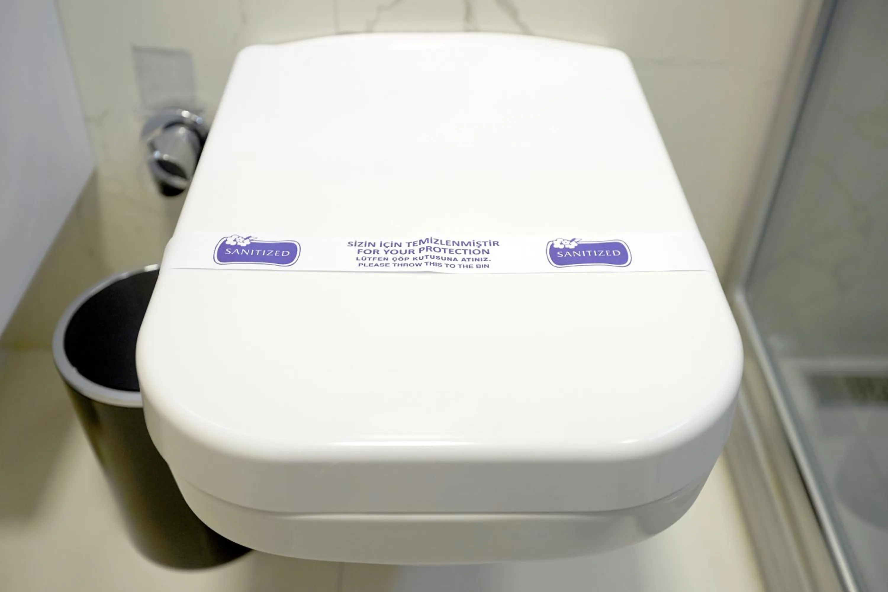 Bathroom in Kartal Palace Taksim Square FAMILY HOTEL