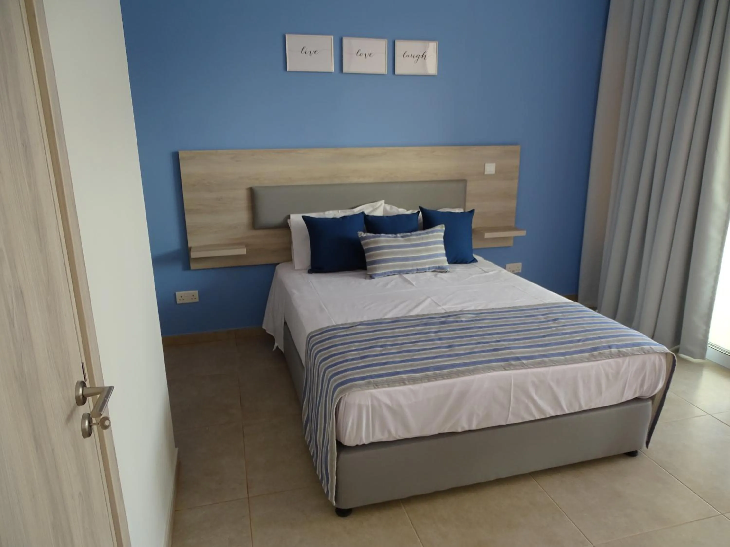 Bed in Proteas Mare Suites