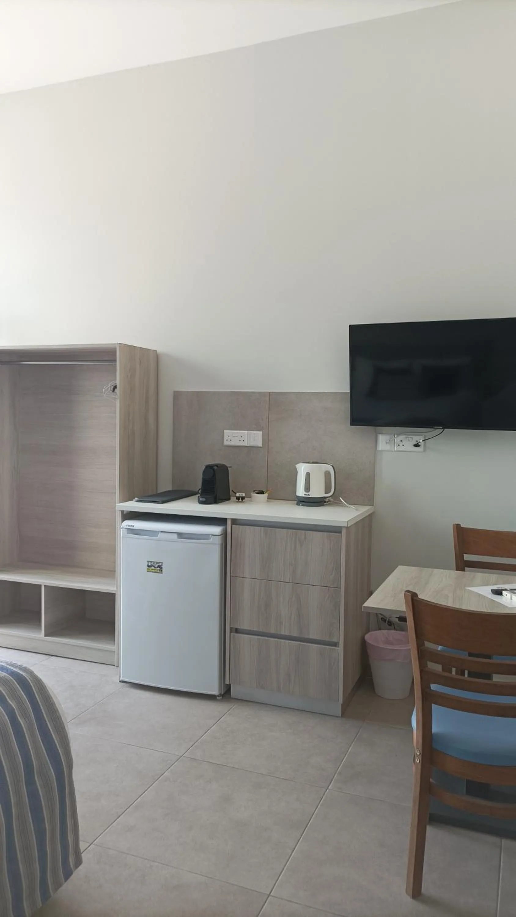 TV and multimedia in Proteas Mare Suites