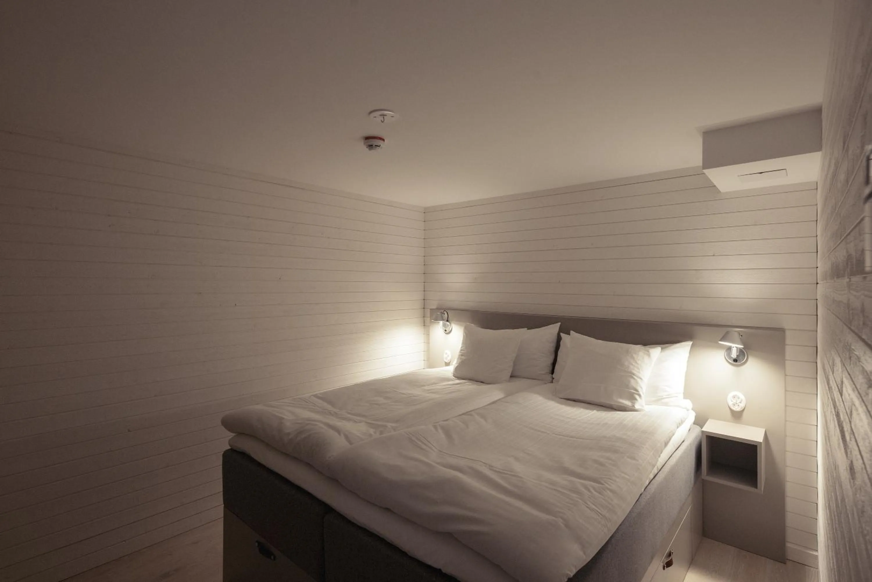 Bed in Sandhamn Seglarhotell