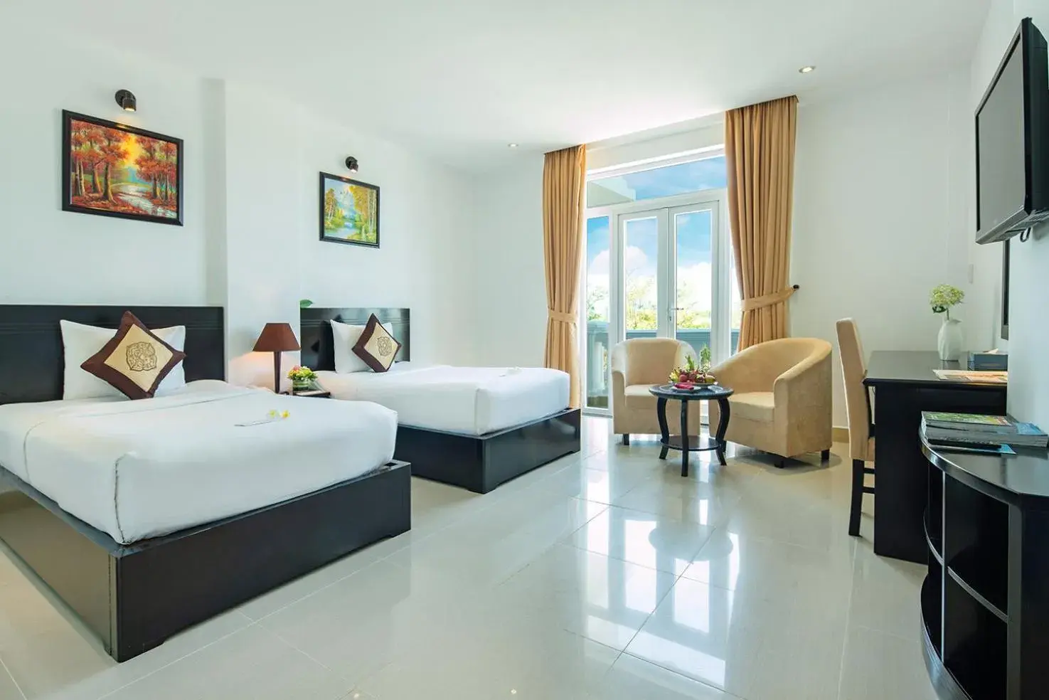 City view, Bed in The Sailing Bay Beach Resort City view, Bed in The Sailing Bay Beach Resort