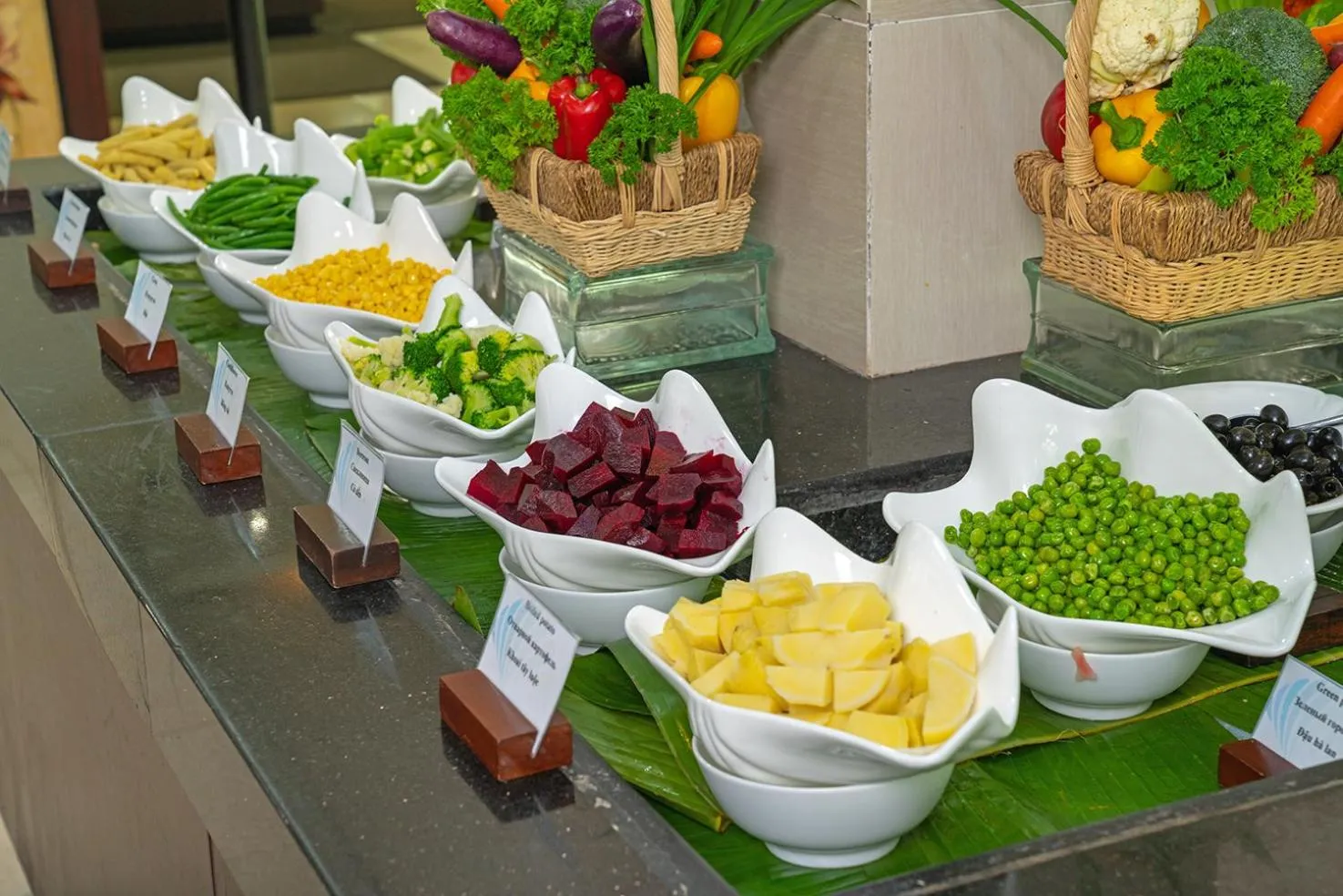 Restaurant/places to eat in The Sailing Bay Beach Resort