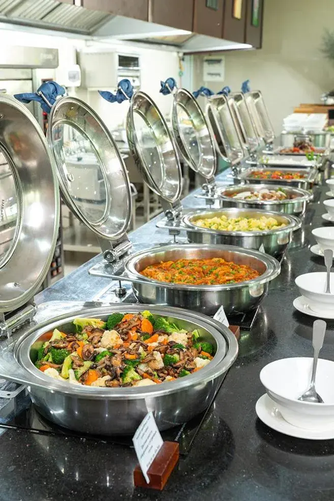 Restaurant/places to eat in The Sailing Bay Beach Resort Restaurant/places to eat in The Sailing Bay Beach Resort