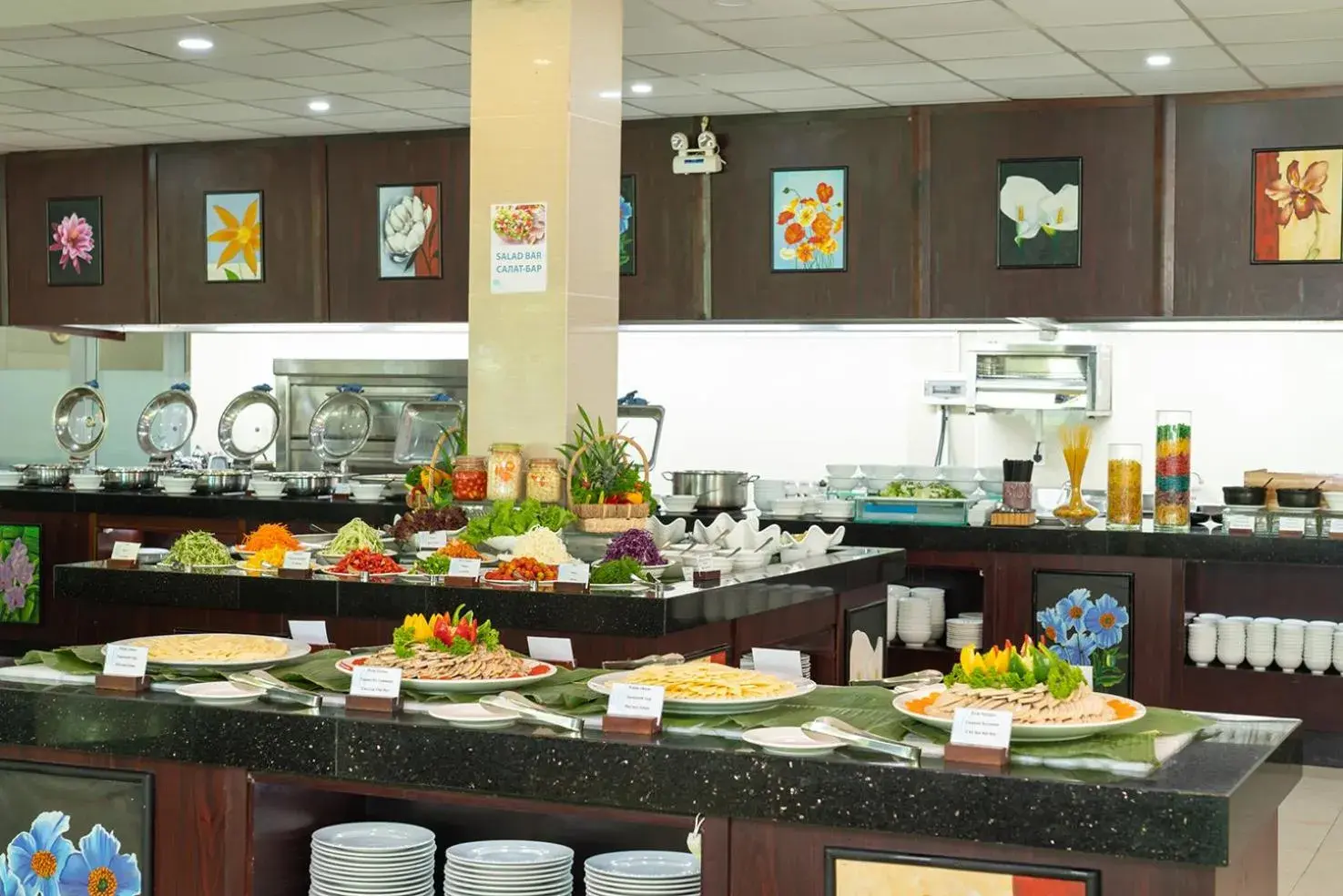 Restaurant/places to eat in The Sailing Bay Beach Resort Restaurant/places to eat in The Sailing Bay Beach Resort