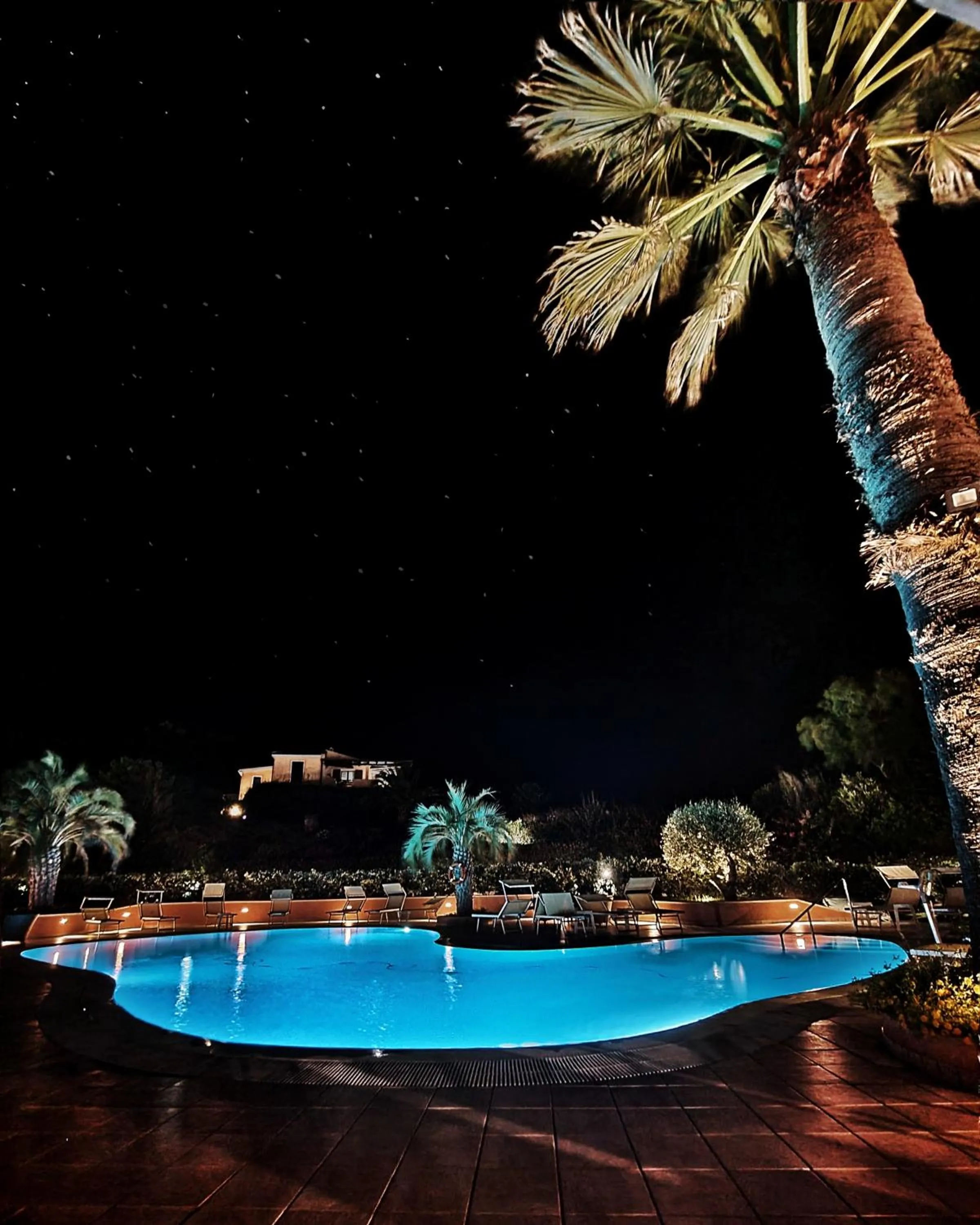 Pool view in Hotel Corallaro
