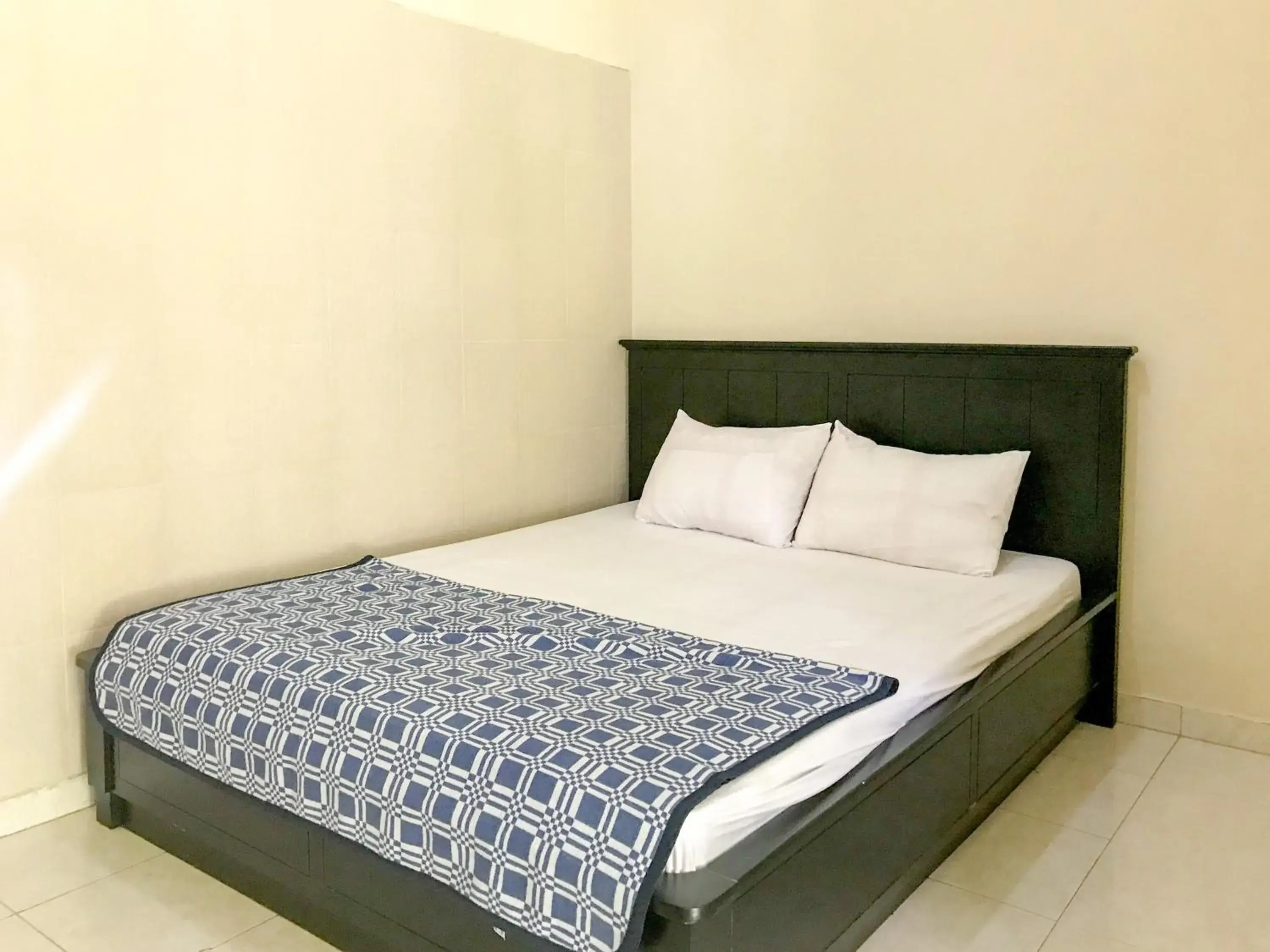 Bedroom, Bed in Villa Bunga Guest House RedPartner Bedroom, Bed in Villa Bunga Guest House RedPartner