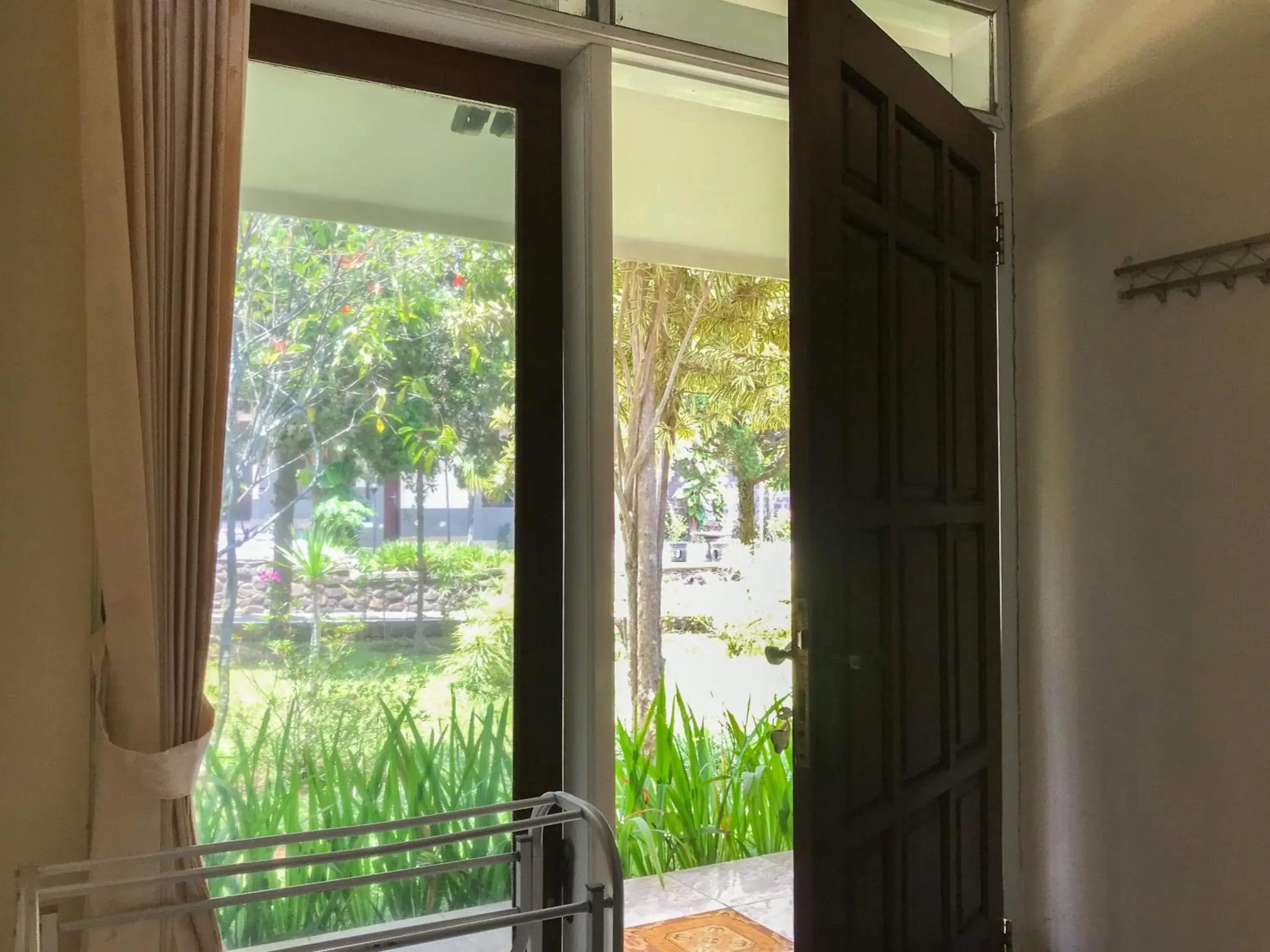 Property building in Villa Bunga Guest House RedPartner Property building in Villa Bunga Guest House RedPartner