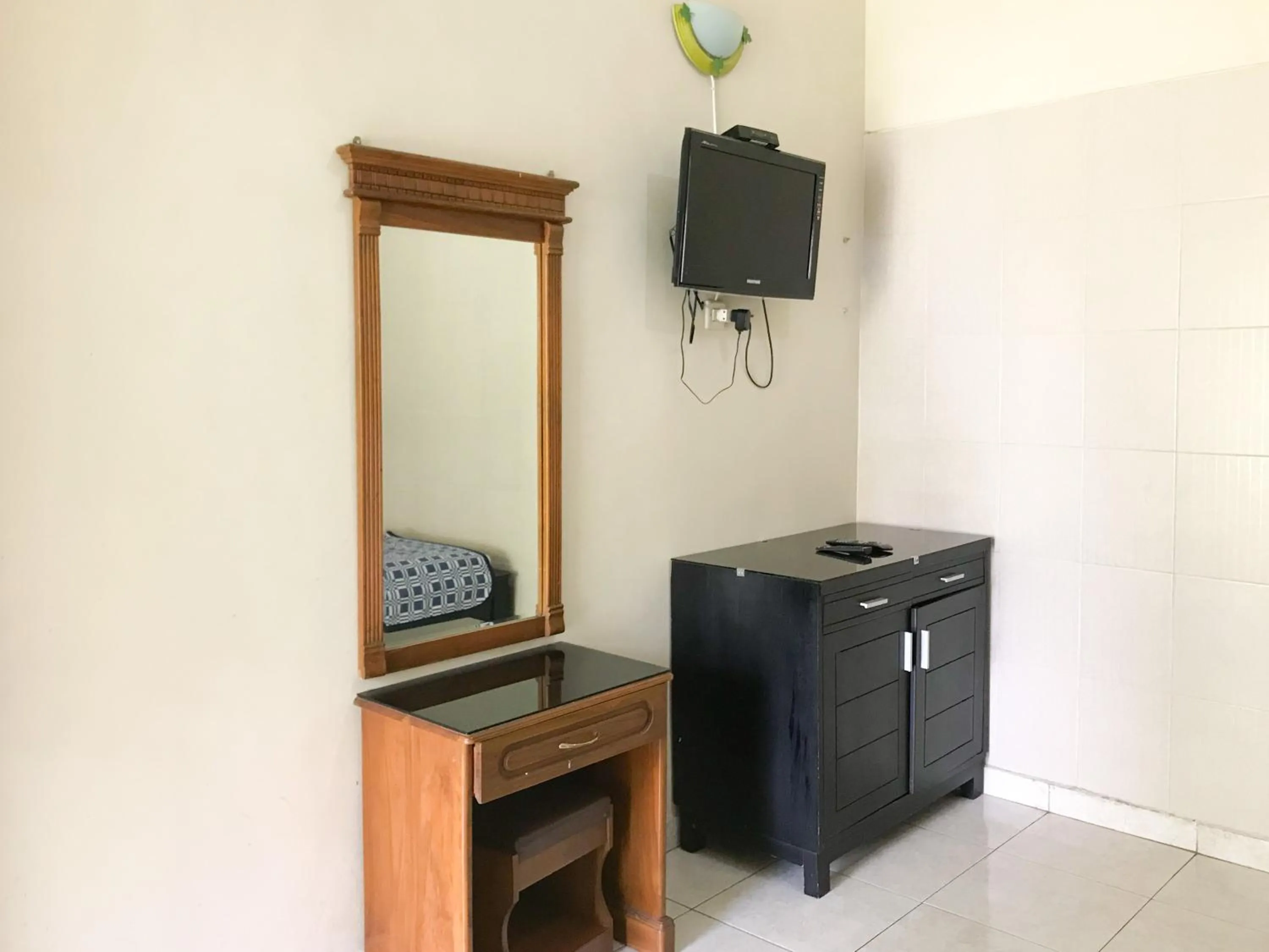 TV and multimedia in Villa Bunga Guest House RedPartner