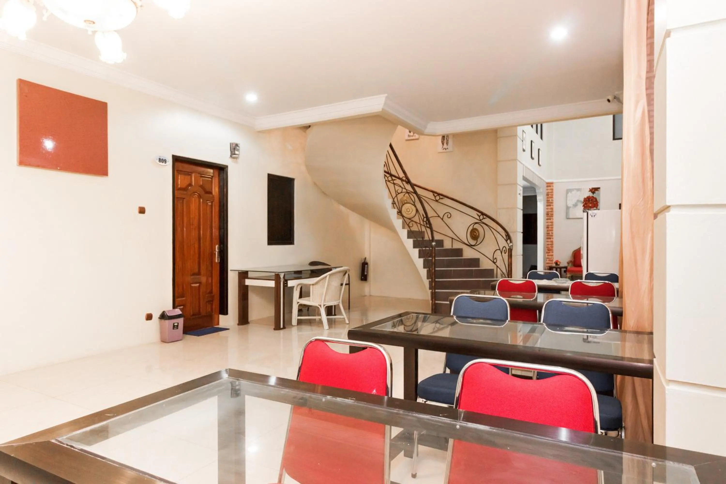 Property building in RedDoorz Plus near Pantai Malalayang Manado