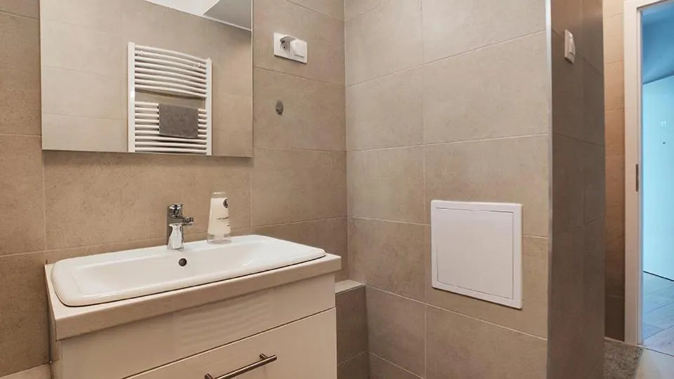 Piacsek Apartmanház