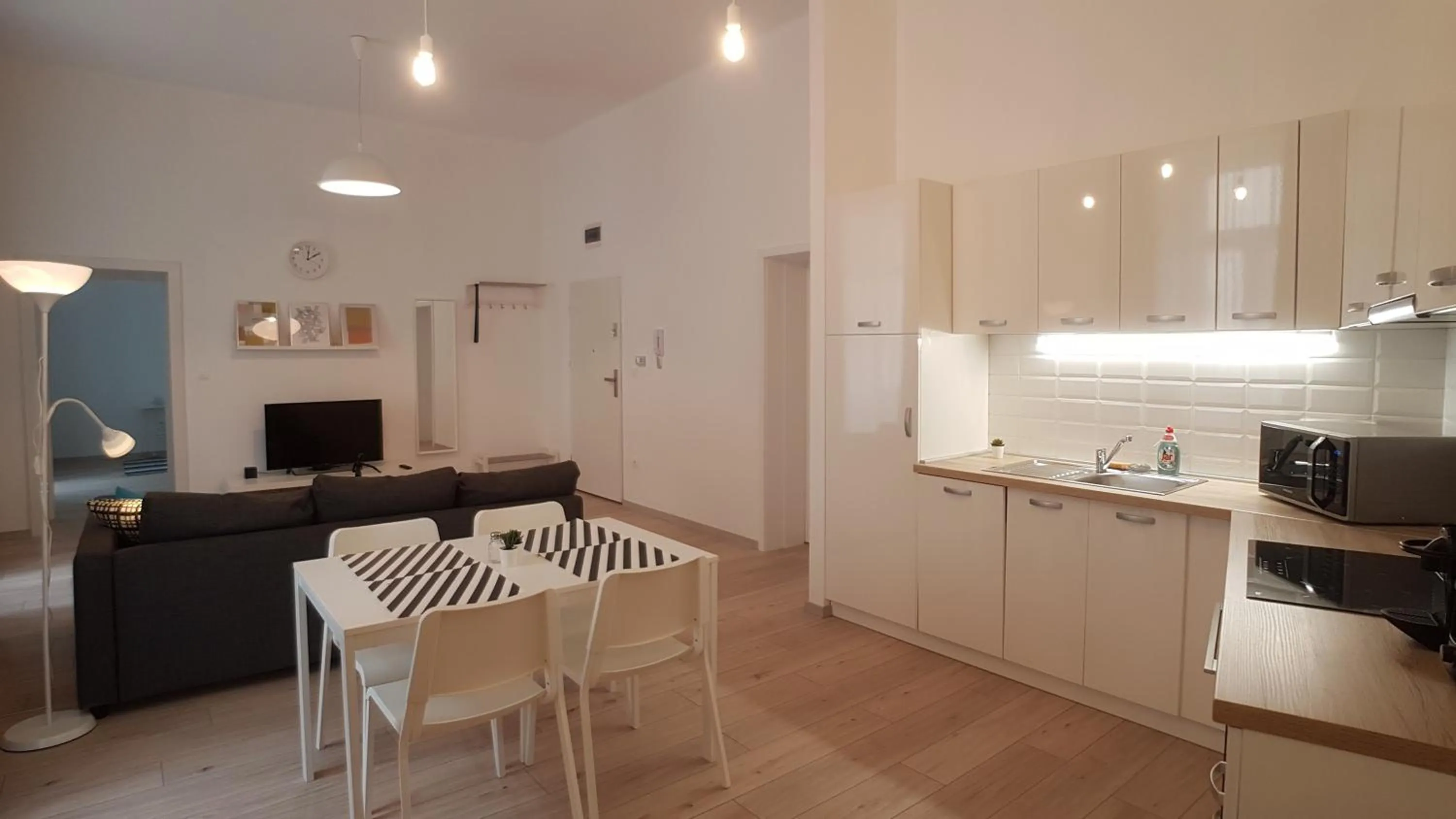 Piacsek Apartmanház