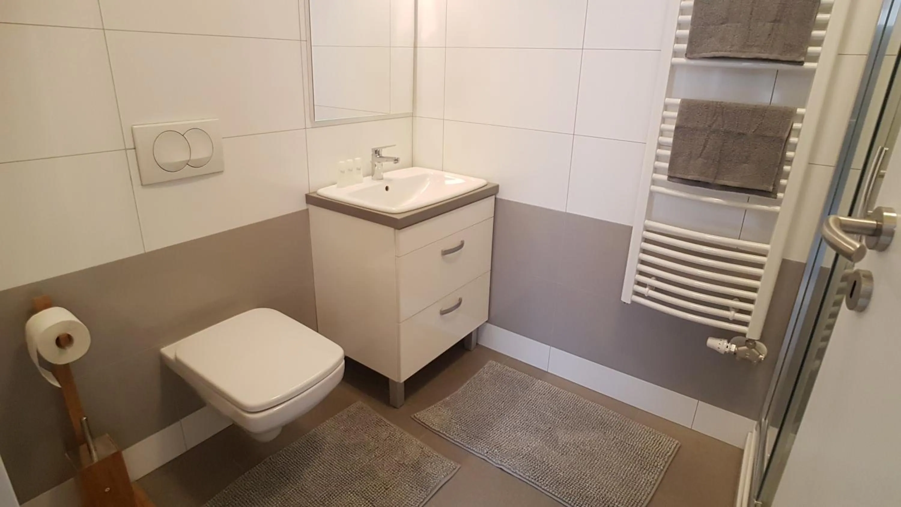 Piacsek Apartmanház