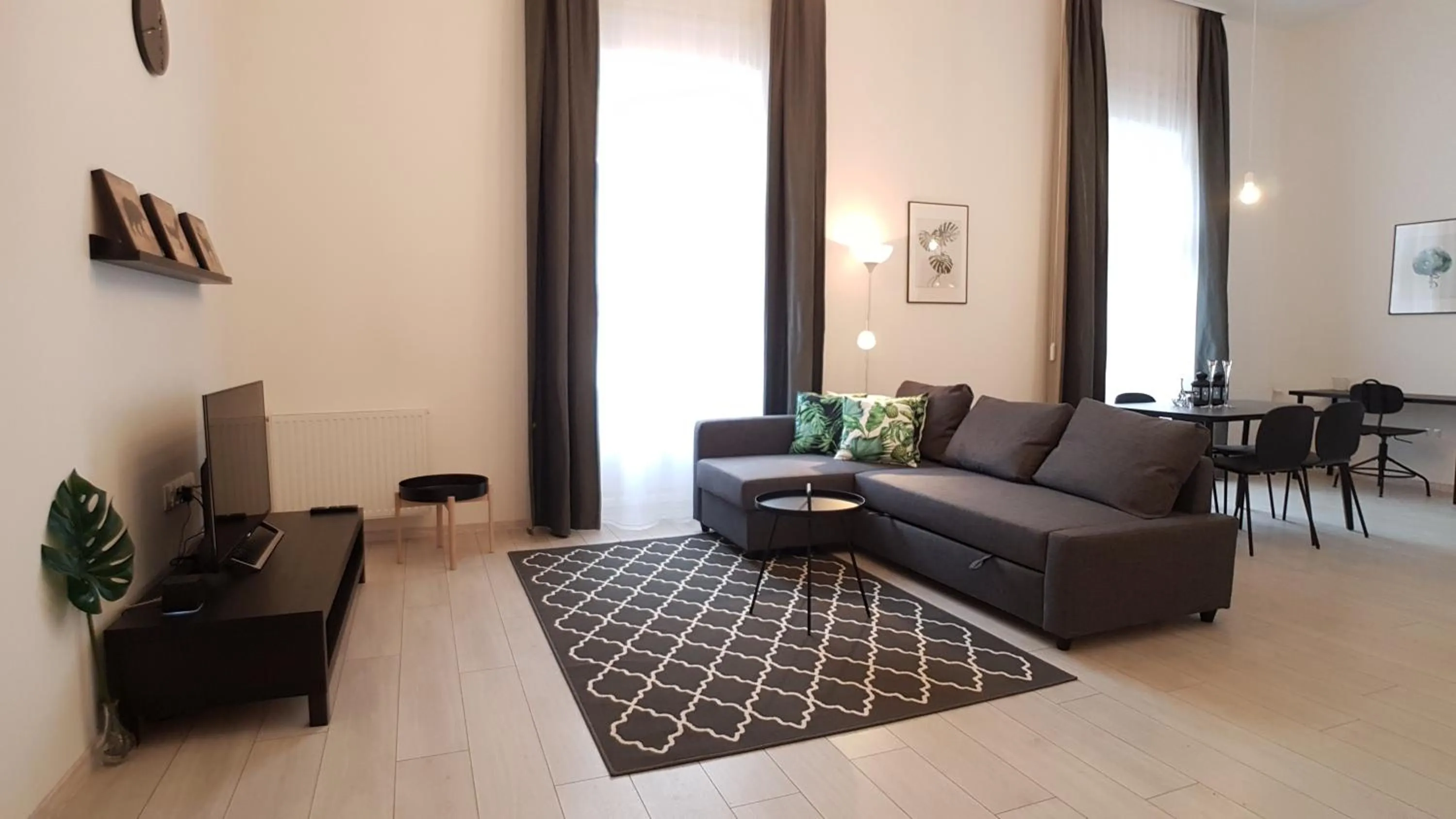 Piacsek Apartmanház