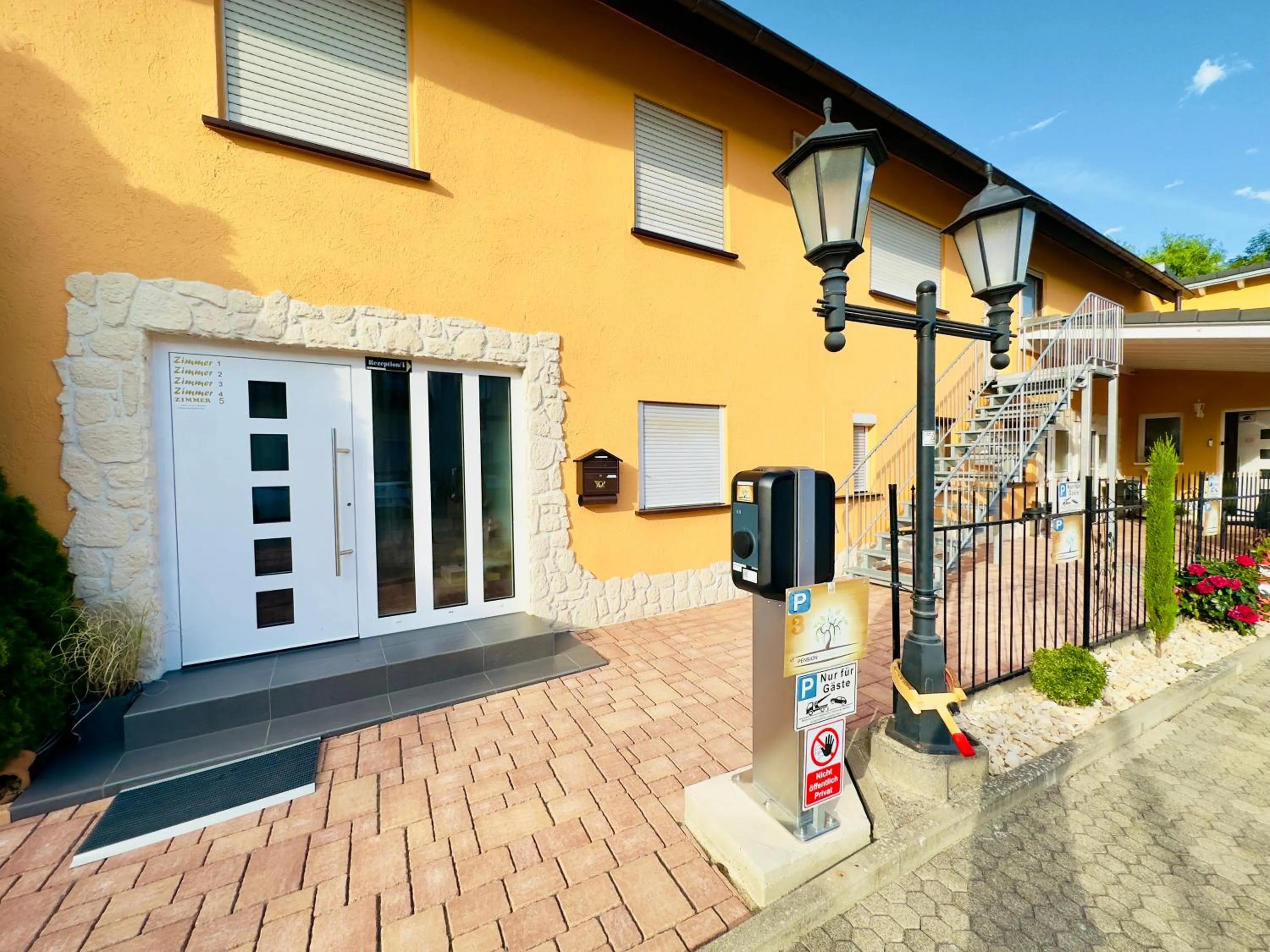 Property building in Europa Pension zum Grünen Baum