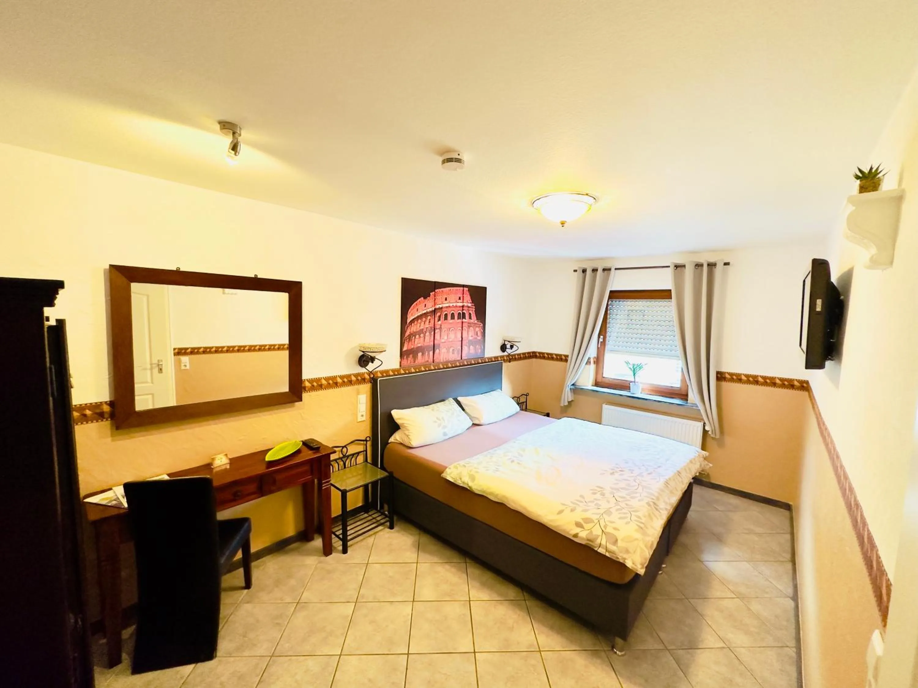 Bed in Europa Pension zum Grünen Baum