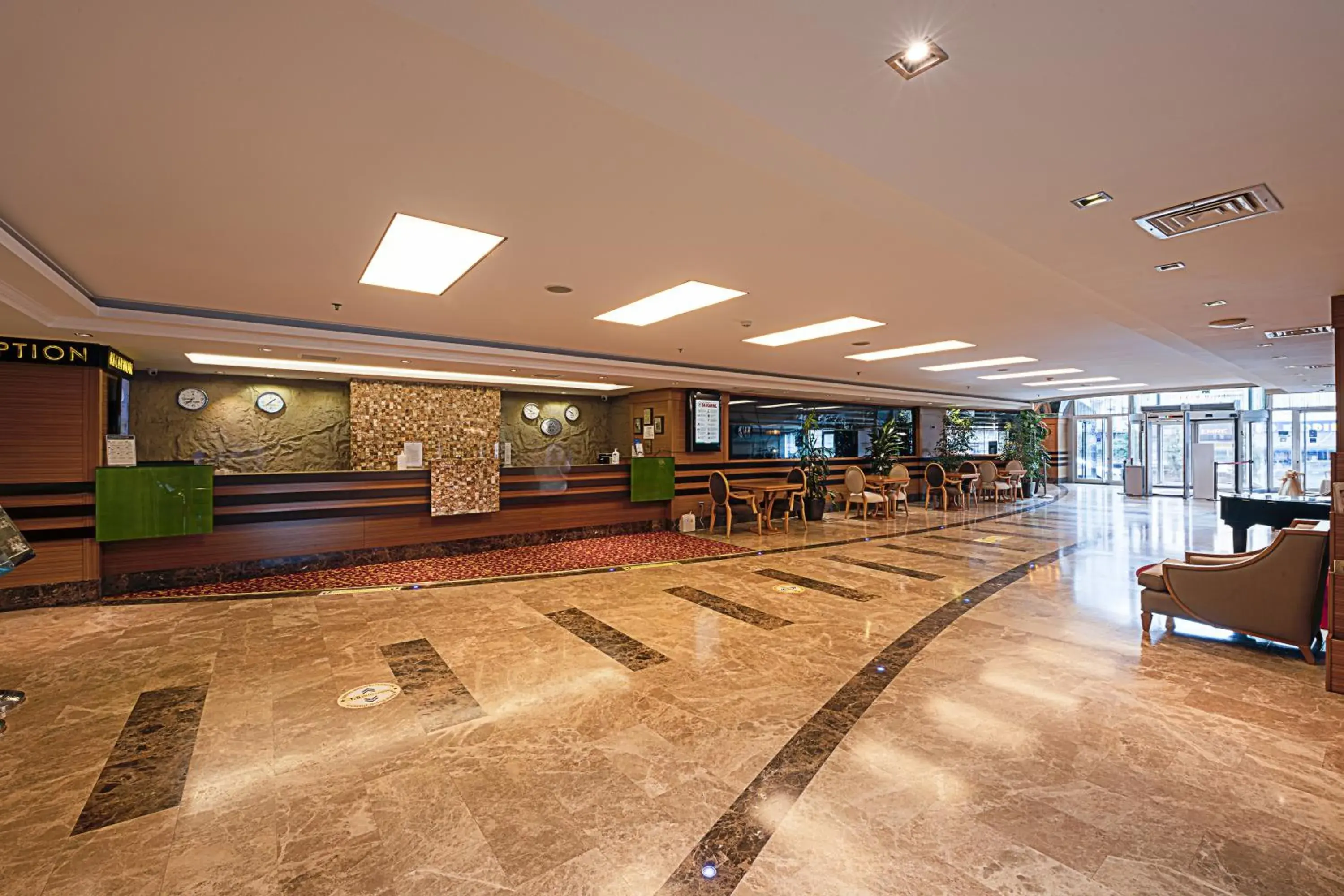 Lobby or reception in Dream Hill Business Deluxe Hotel Asia Lobby or reception in Dream Hill Business Deluxe Hotel Asia