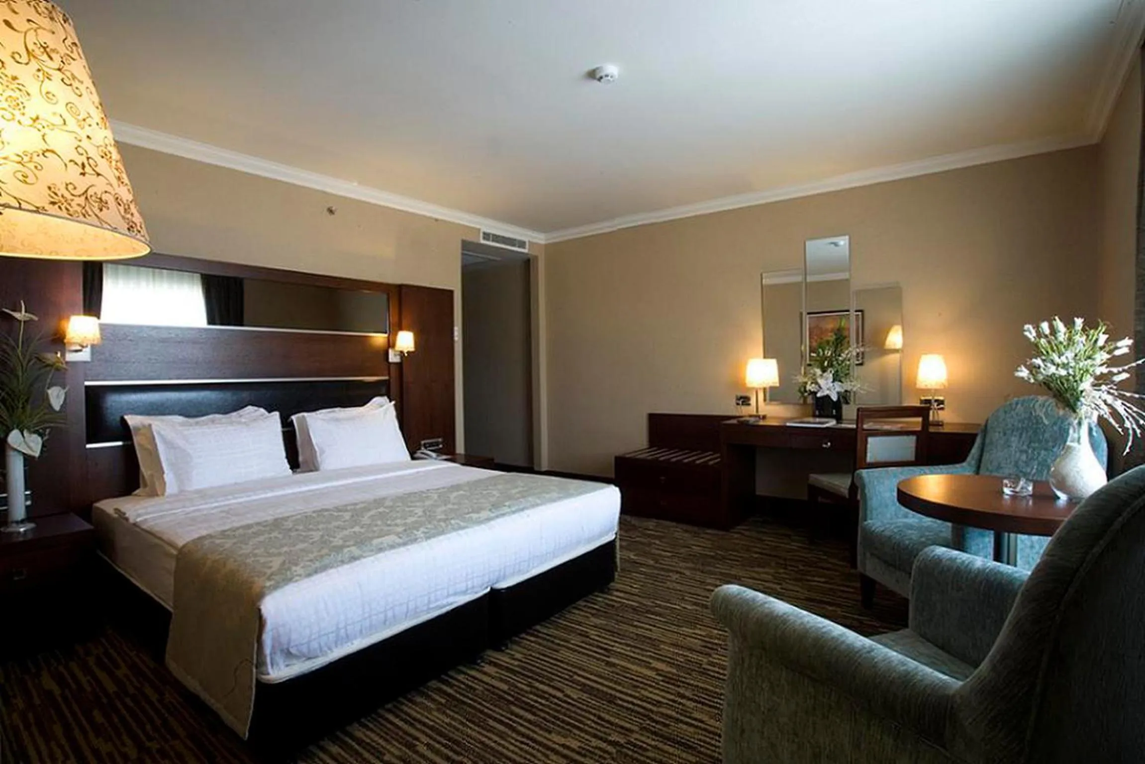 Photo of the whole room, Bed in Dream Hill Business Deluxe Hotel Asia