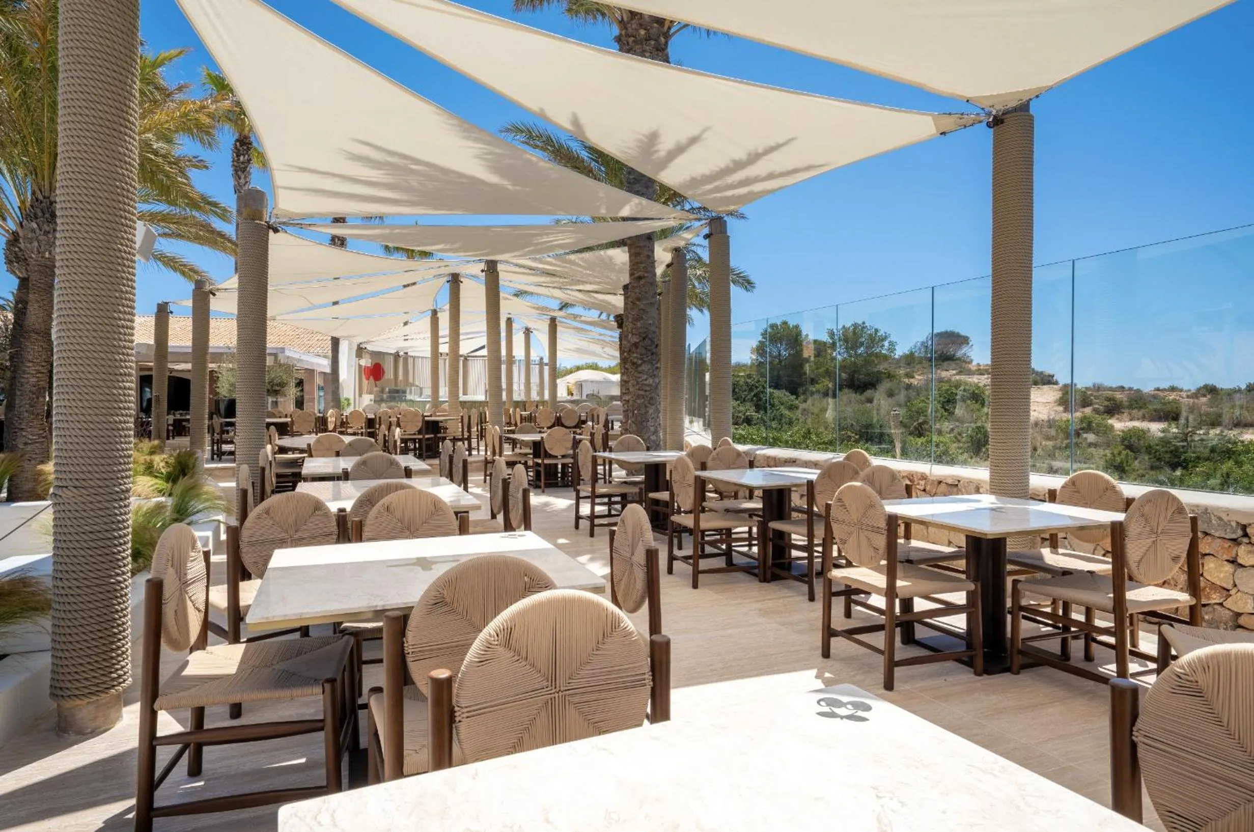 Restaurant/places to eat in Destino Five Ibiza - 5-Star Grand Luxe Resort