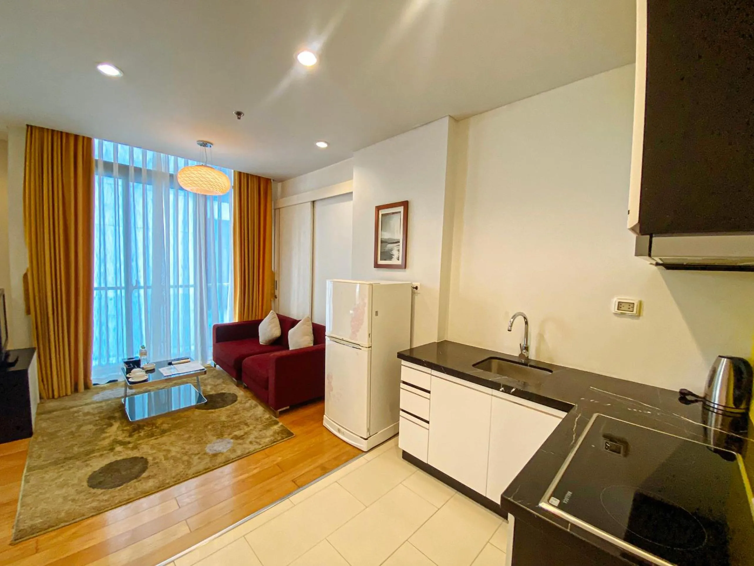 stove in My Way Hotel & Residence Ha Noi