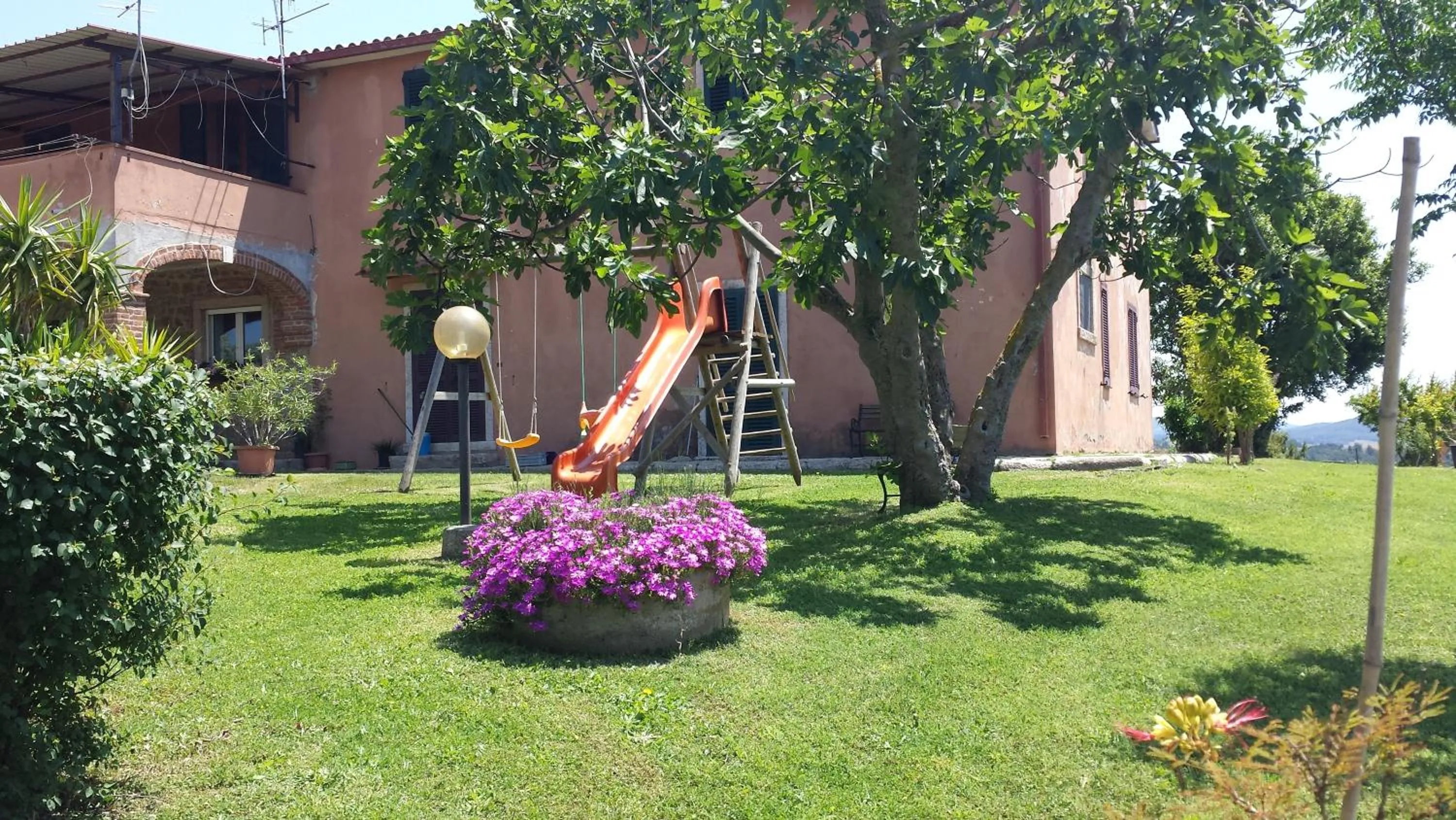 Garden in Agriturismo Marruchetone Vecchio
