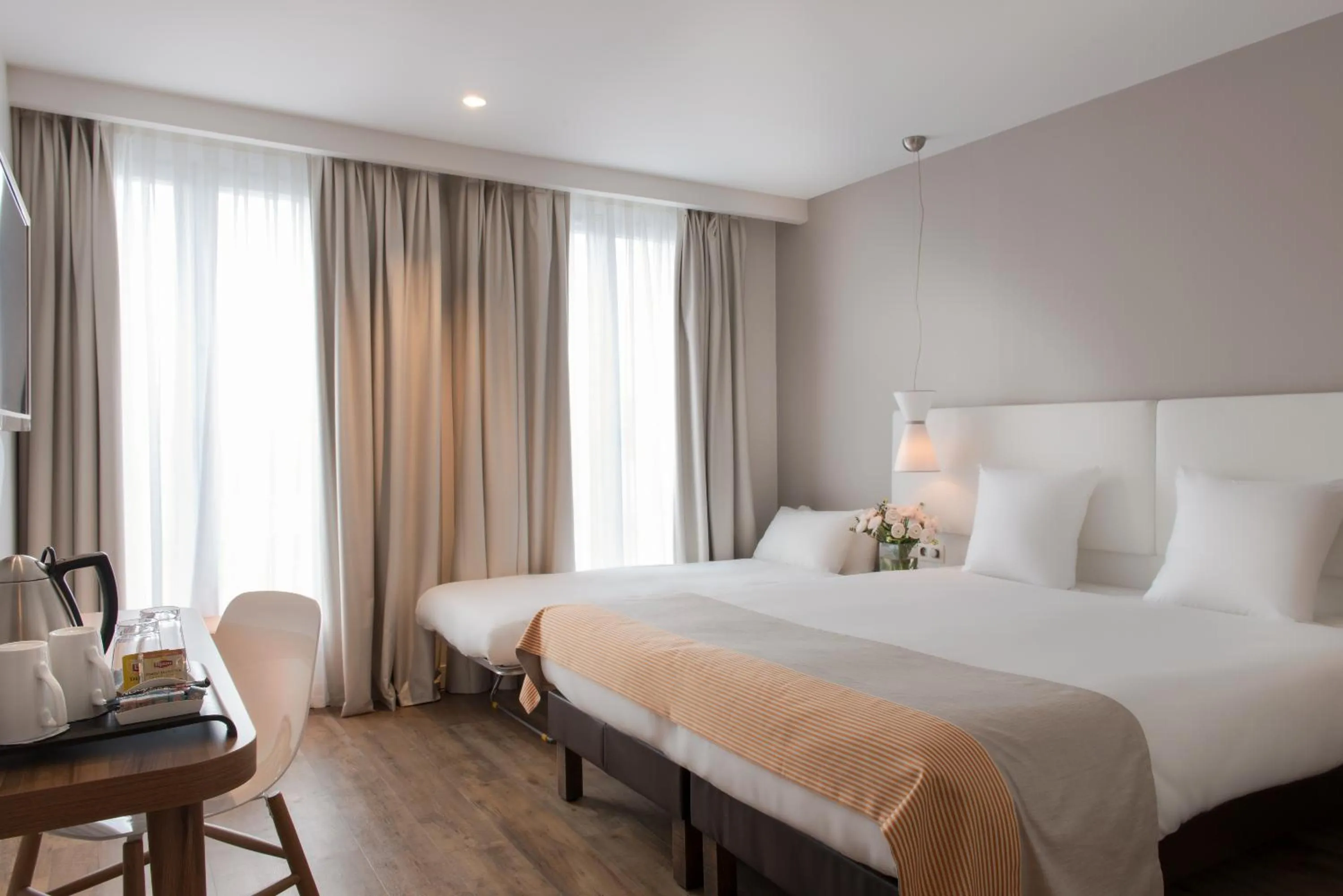 Bed in Hotel Magenta 38 by Happyculture