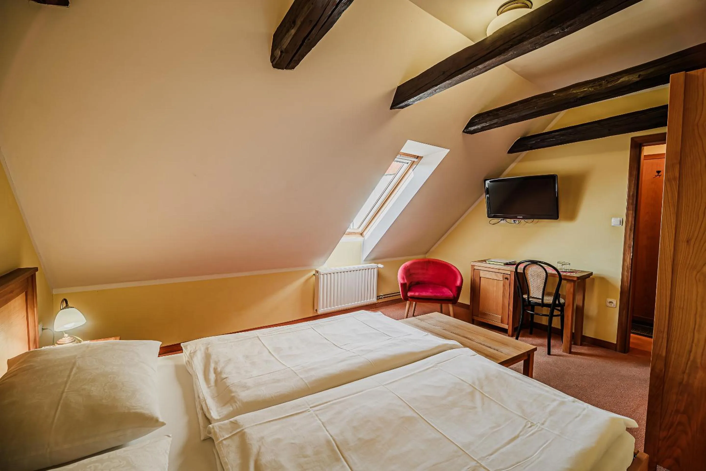 TV and multimedia, Bed in Bed & Breakfast Šilak