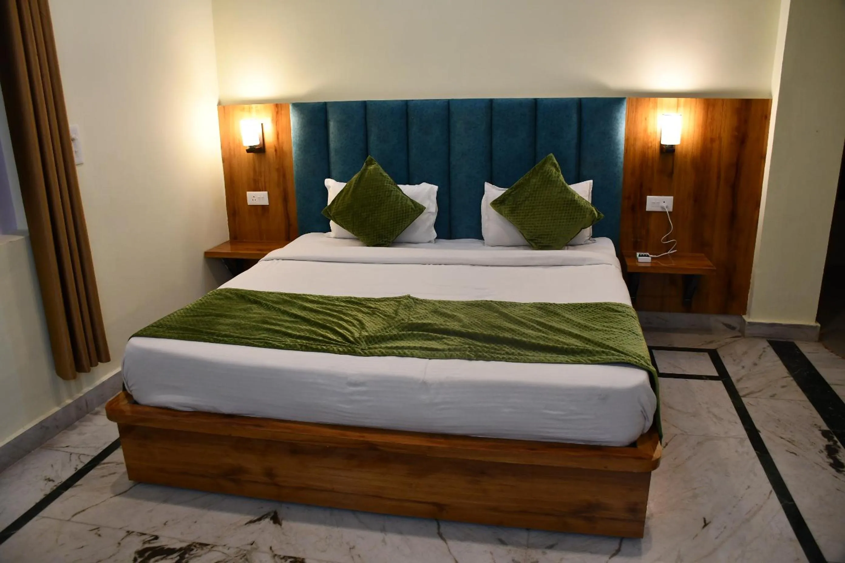 Bedroom, Bed in Shivansh Inn Resort