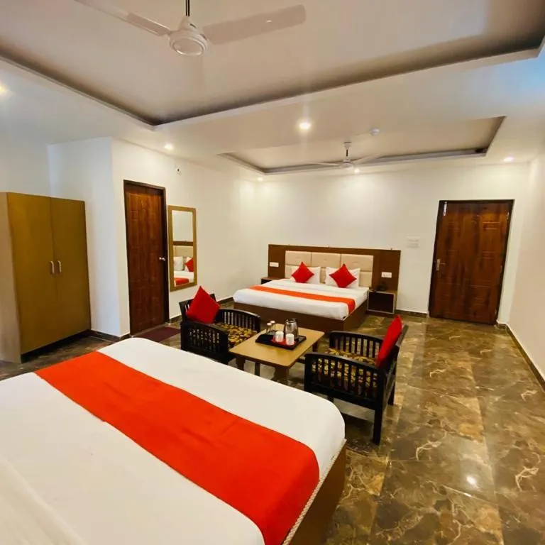 Bed in Shivansh Inn Resort