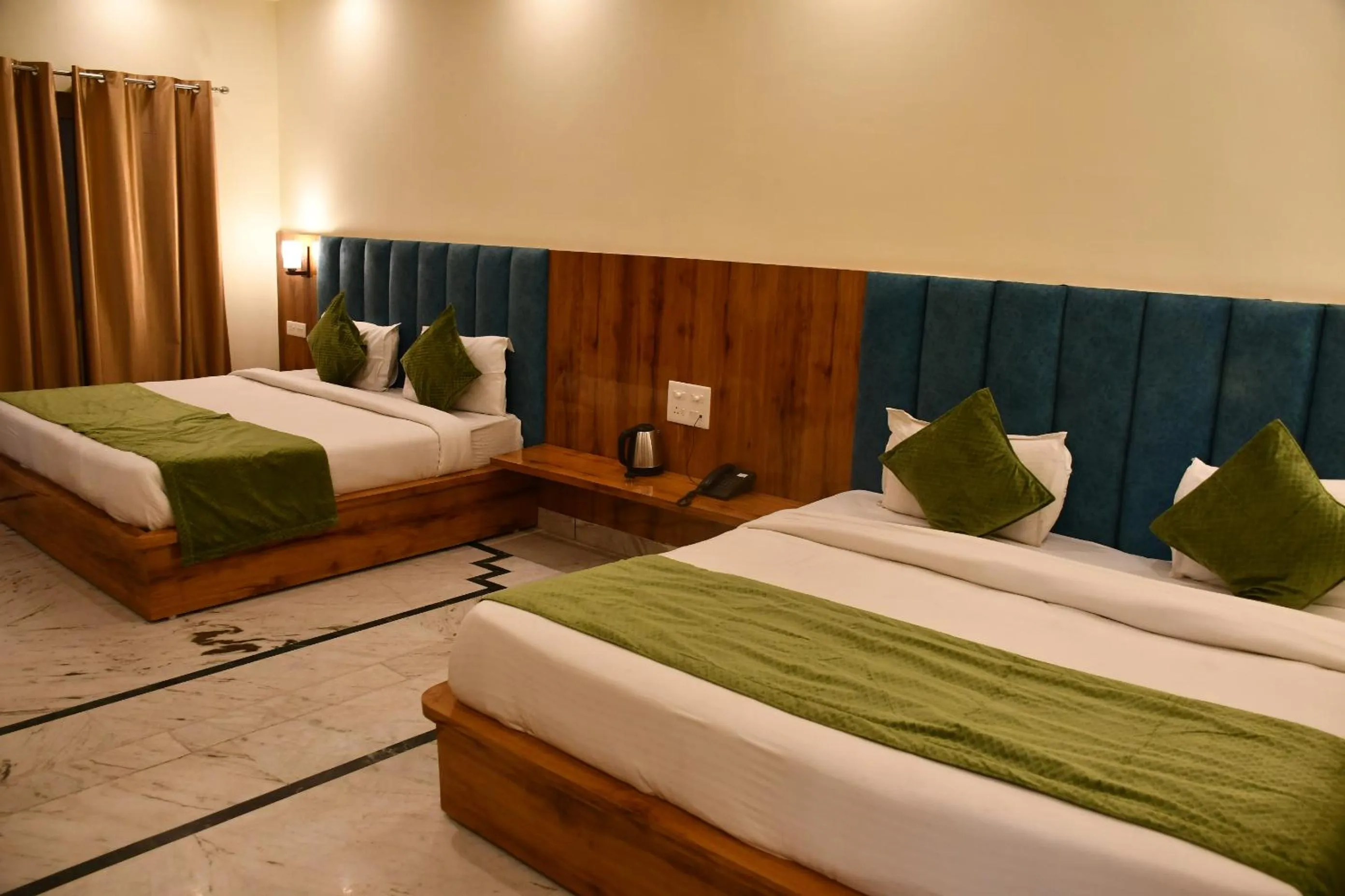Bed in Shivansh Inn Resort