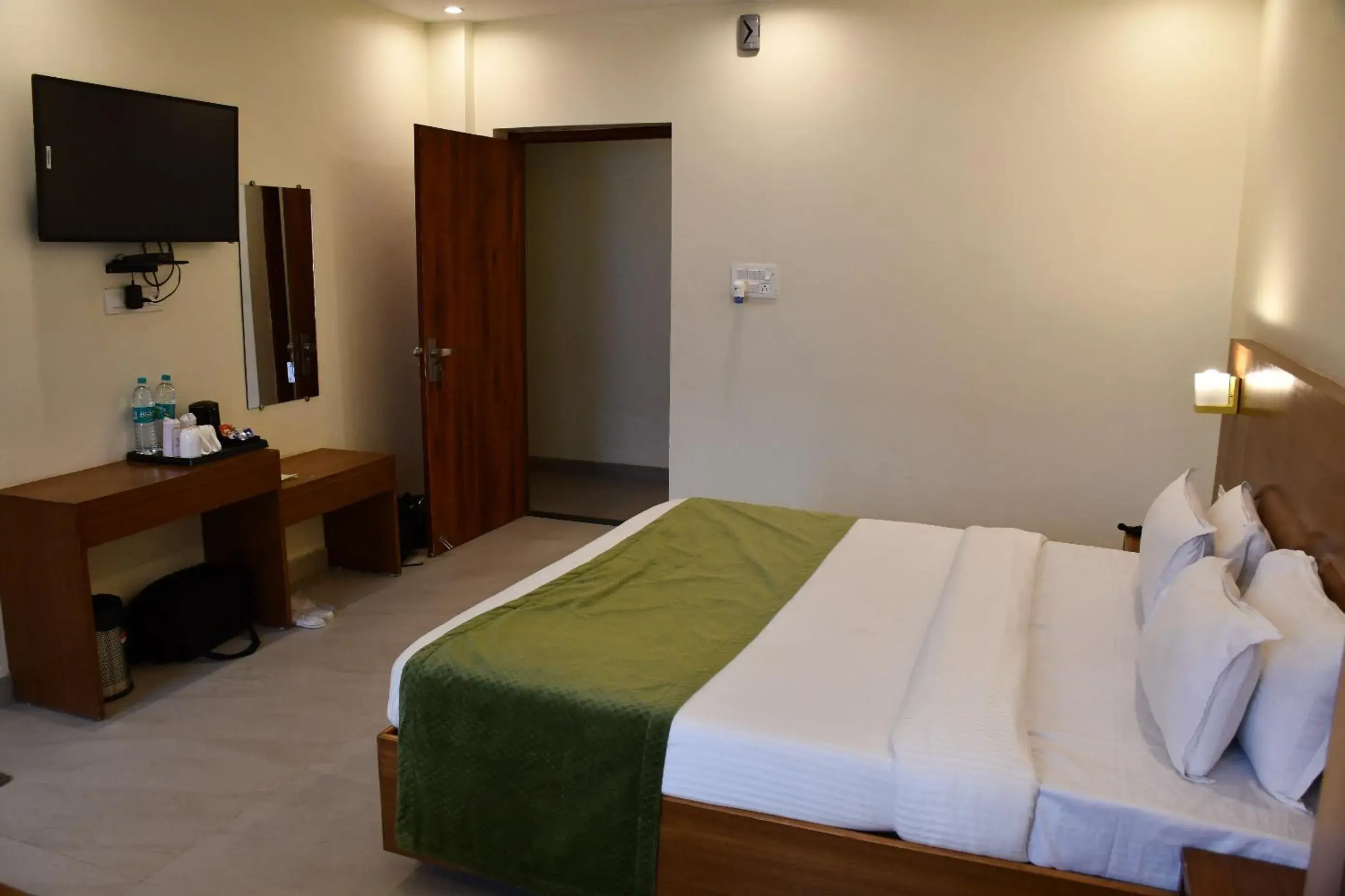 Bedroom, Bed in Shivansh Inn Resort Bedroom, Bed in Shivansh Inn Resort