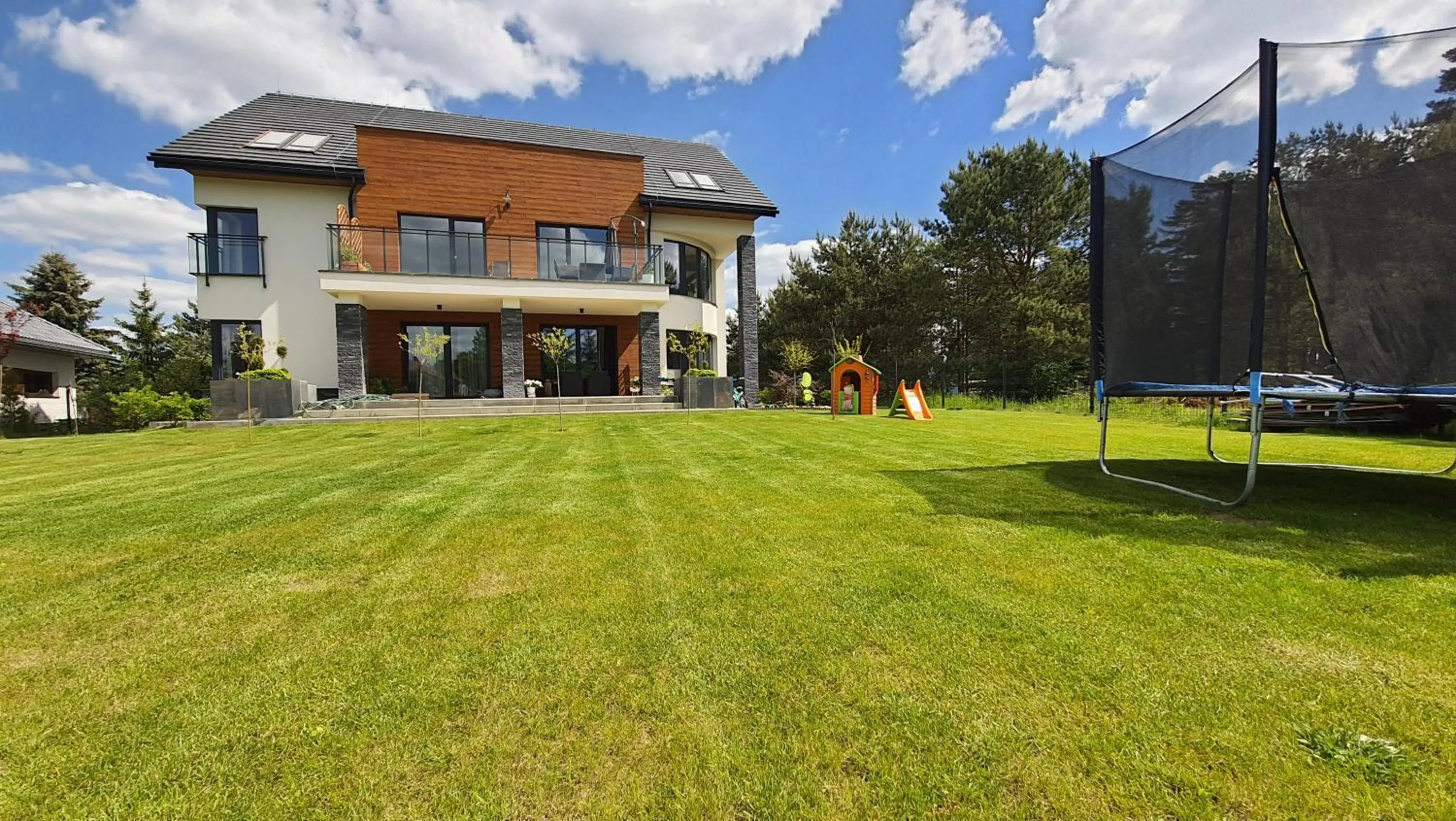 Property building in Villa Jachtowa