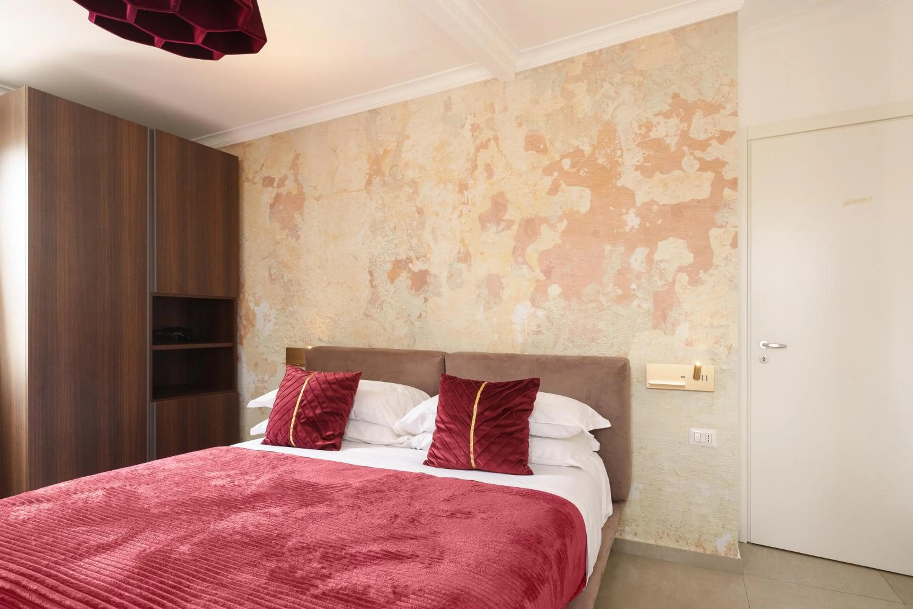 Bed in Ortigia Boutique Palace