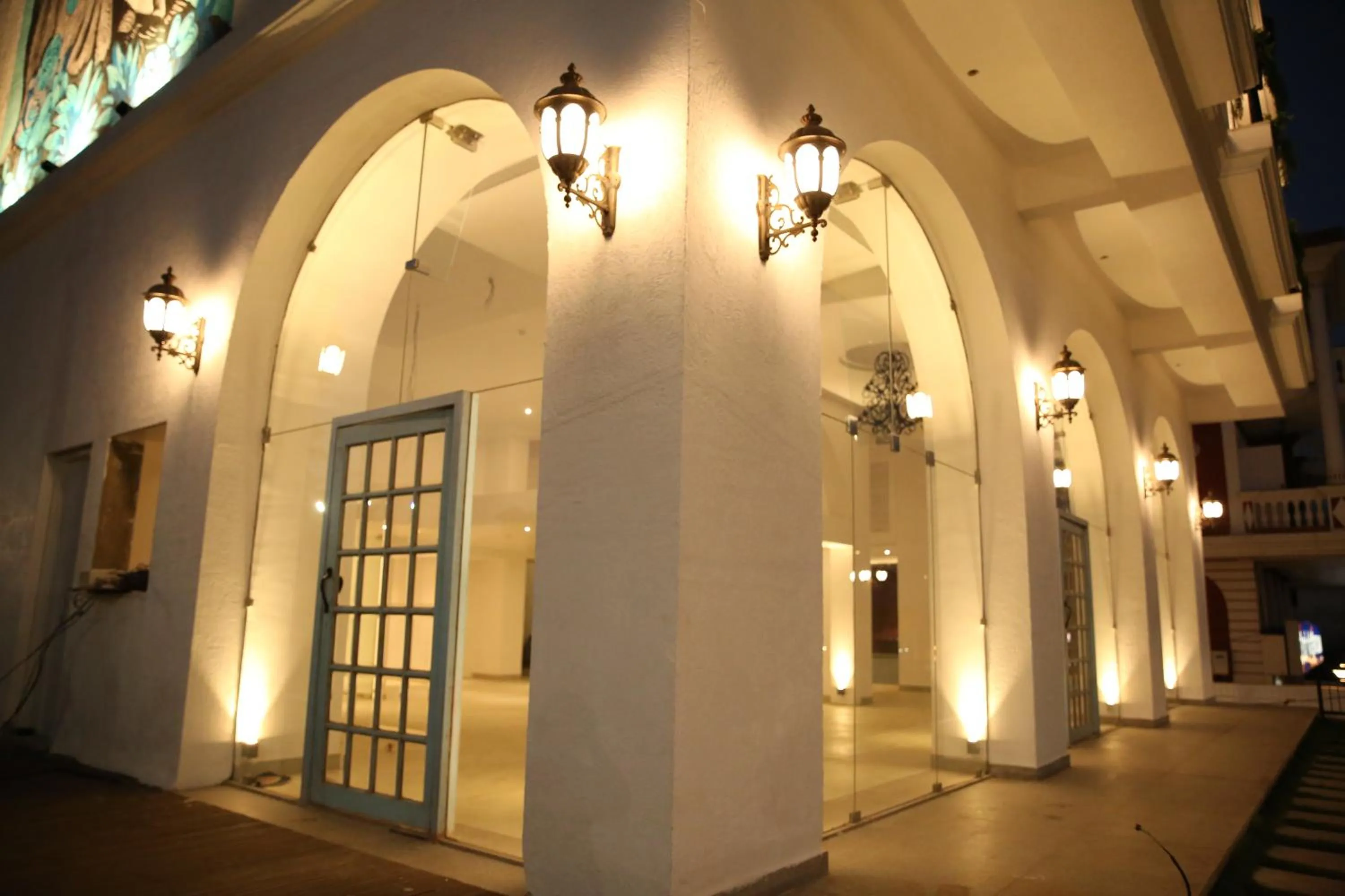 Facade/entrance in Villa Donna