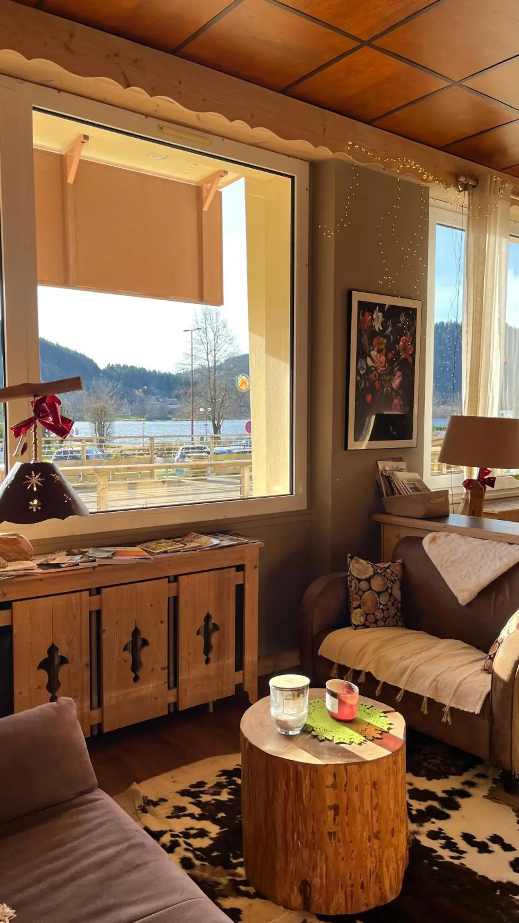 Property building in Annexe by Hôtel La Réserve Property building in Annexe by Hôtel La Réserve